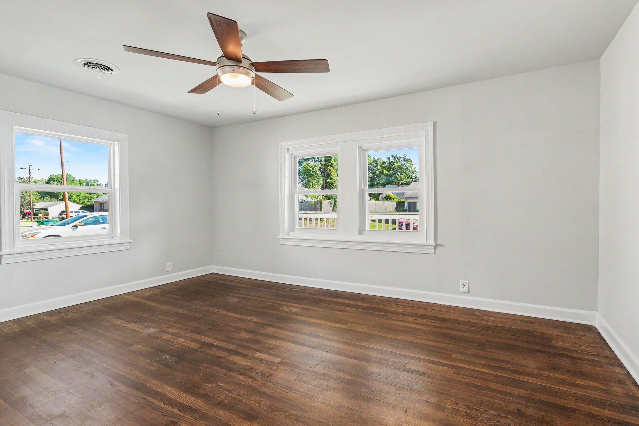 Photo 6 of 24 of 1208 Pine Ave, Hopewell, VA
