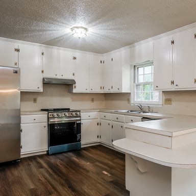 Property photo 2 of 1531 Hamlett Dr