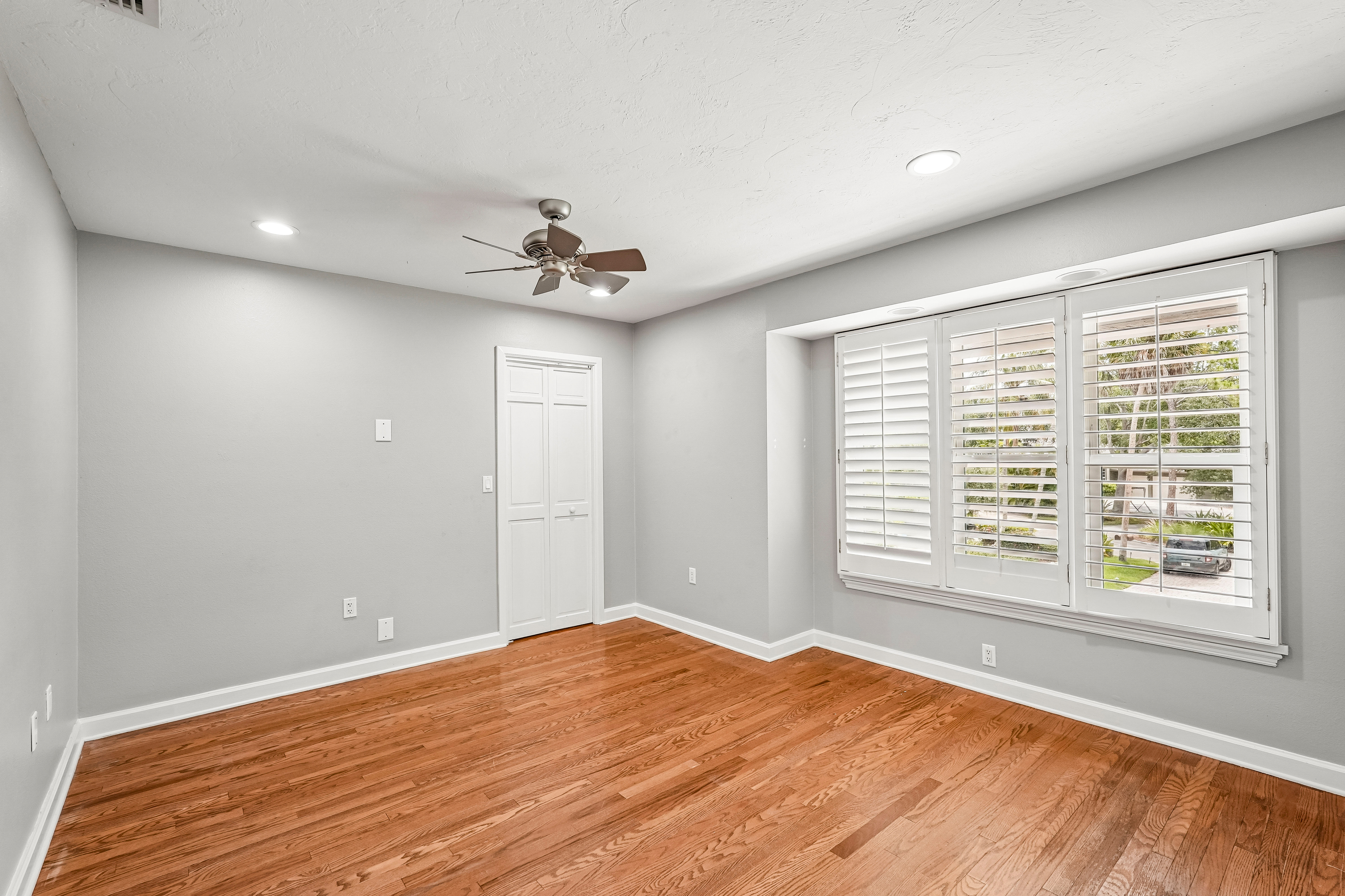Photo 4 of 68 of 1675 Landings Ln, Sarasota, FL