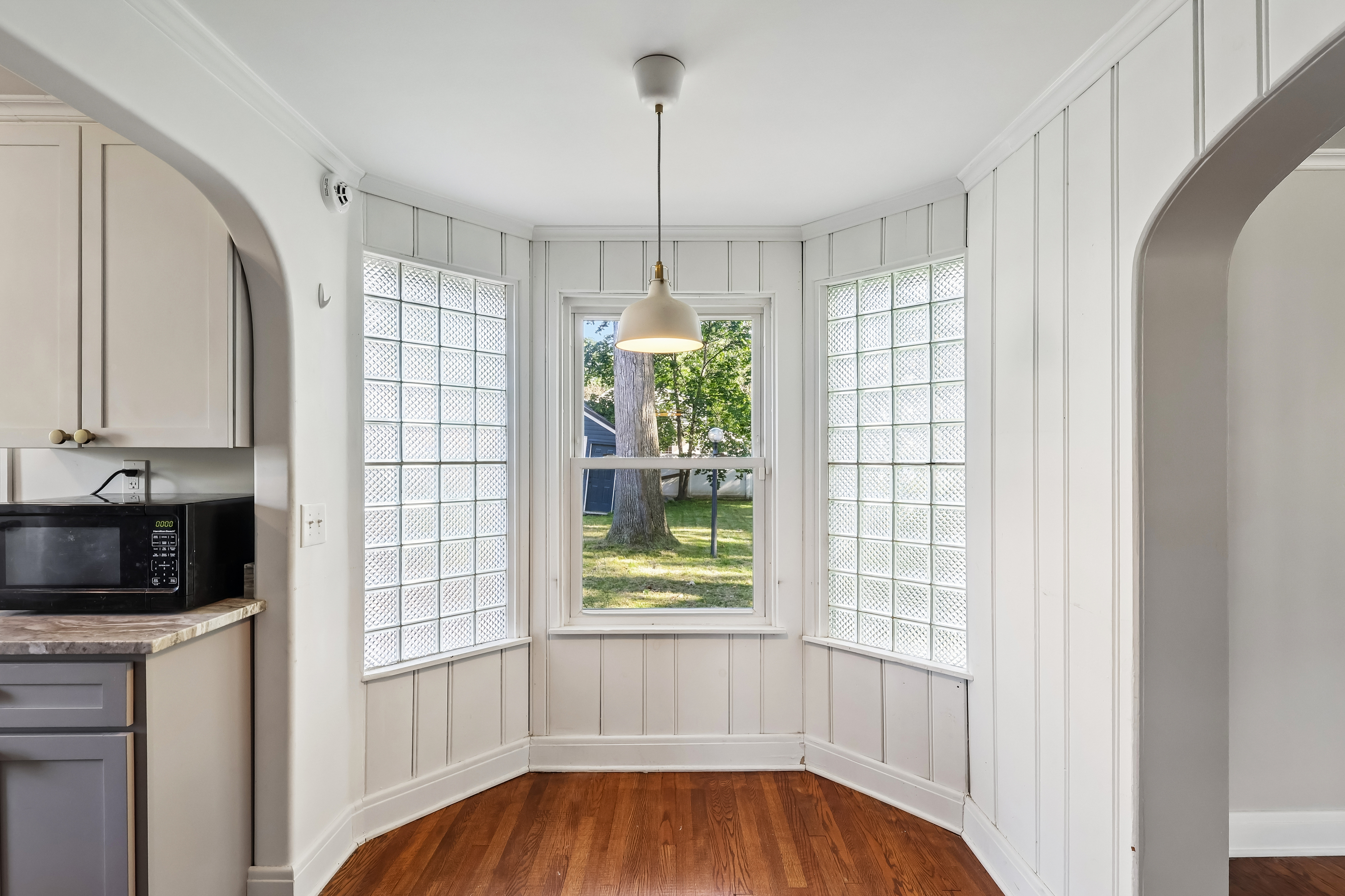Photo 6 of 39 of 1824 Edgewood St NE, Warren, OH