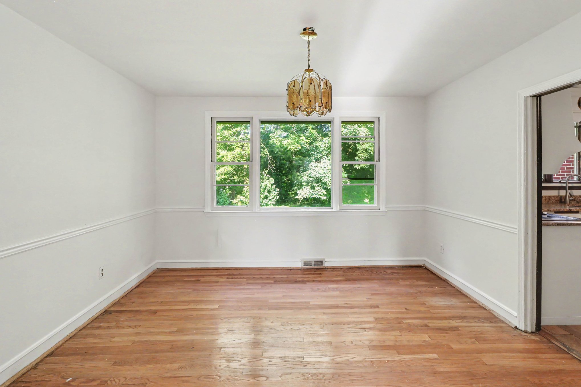 Photo 12 of 40 of 1202 Hillside Blvd, Wilmington, DE