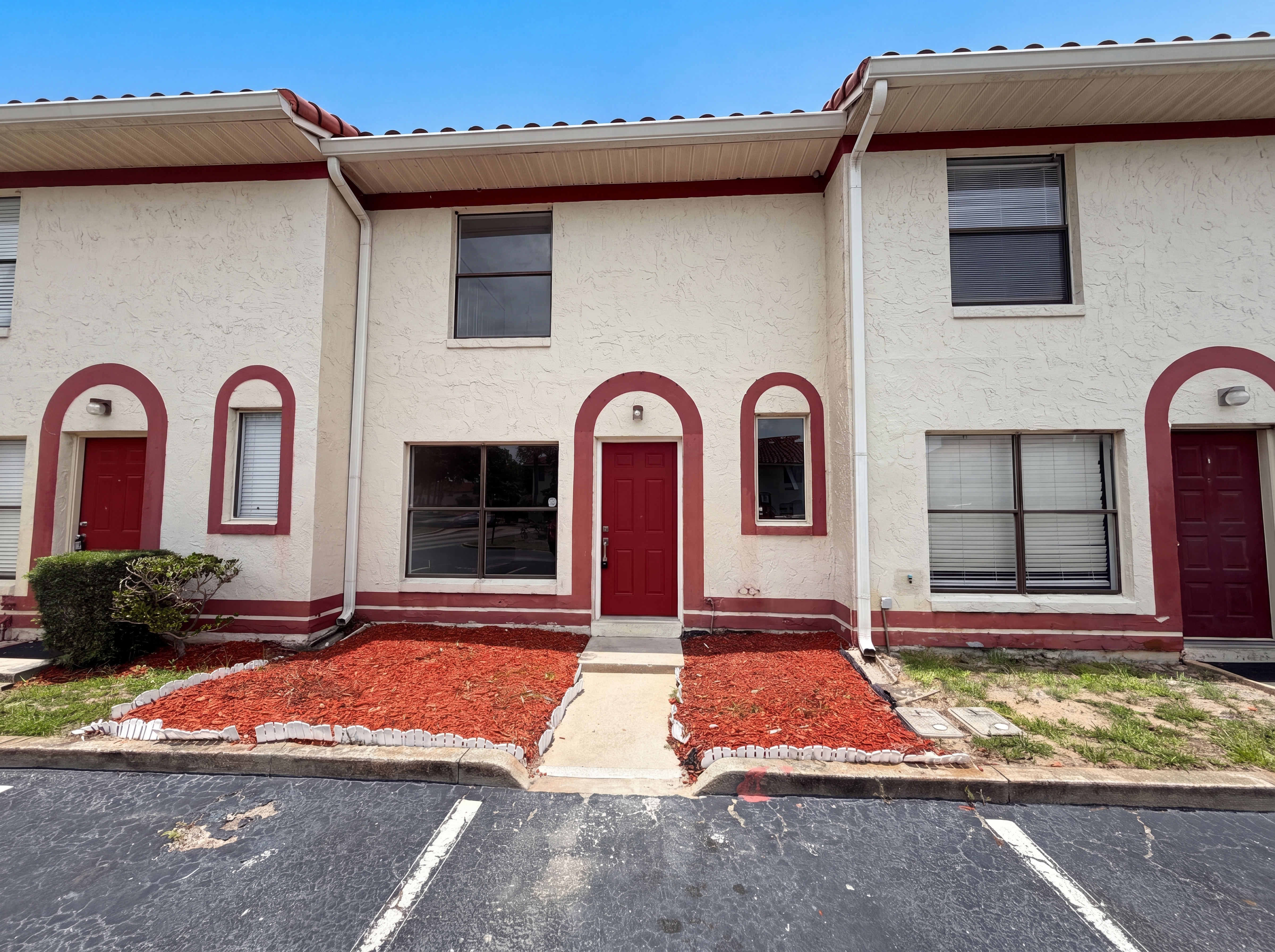 Photo 19 of 24 of 1602 Little Falls Cir, Orlando, FL