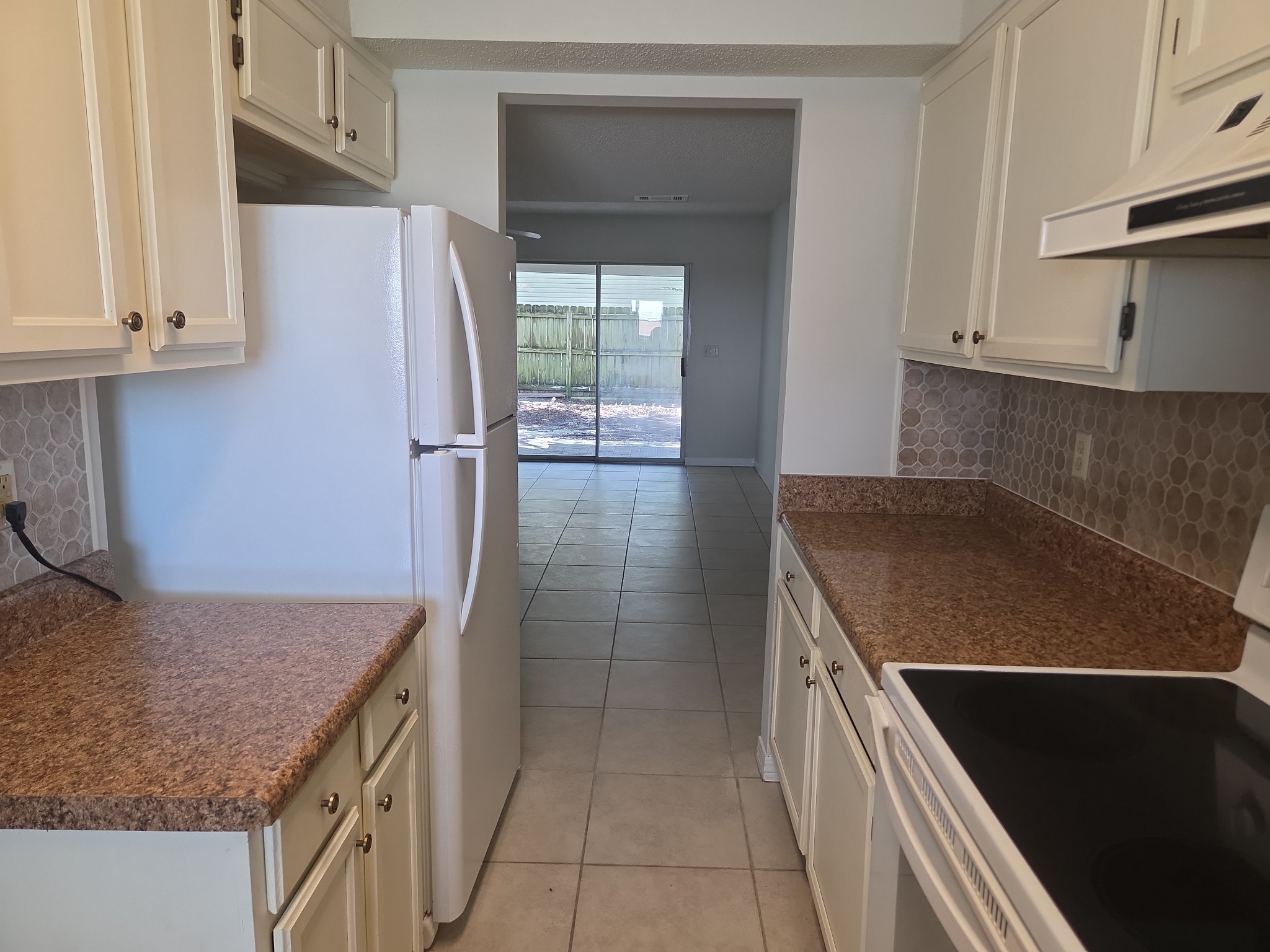Photo 3 of 17 of 2 Cinderella Ln NW, Fort Walton Beach, FL