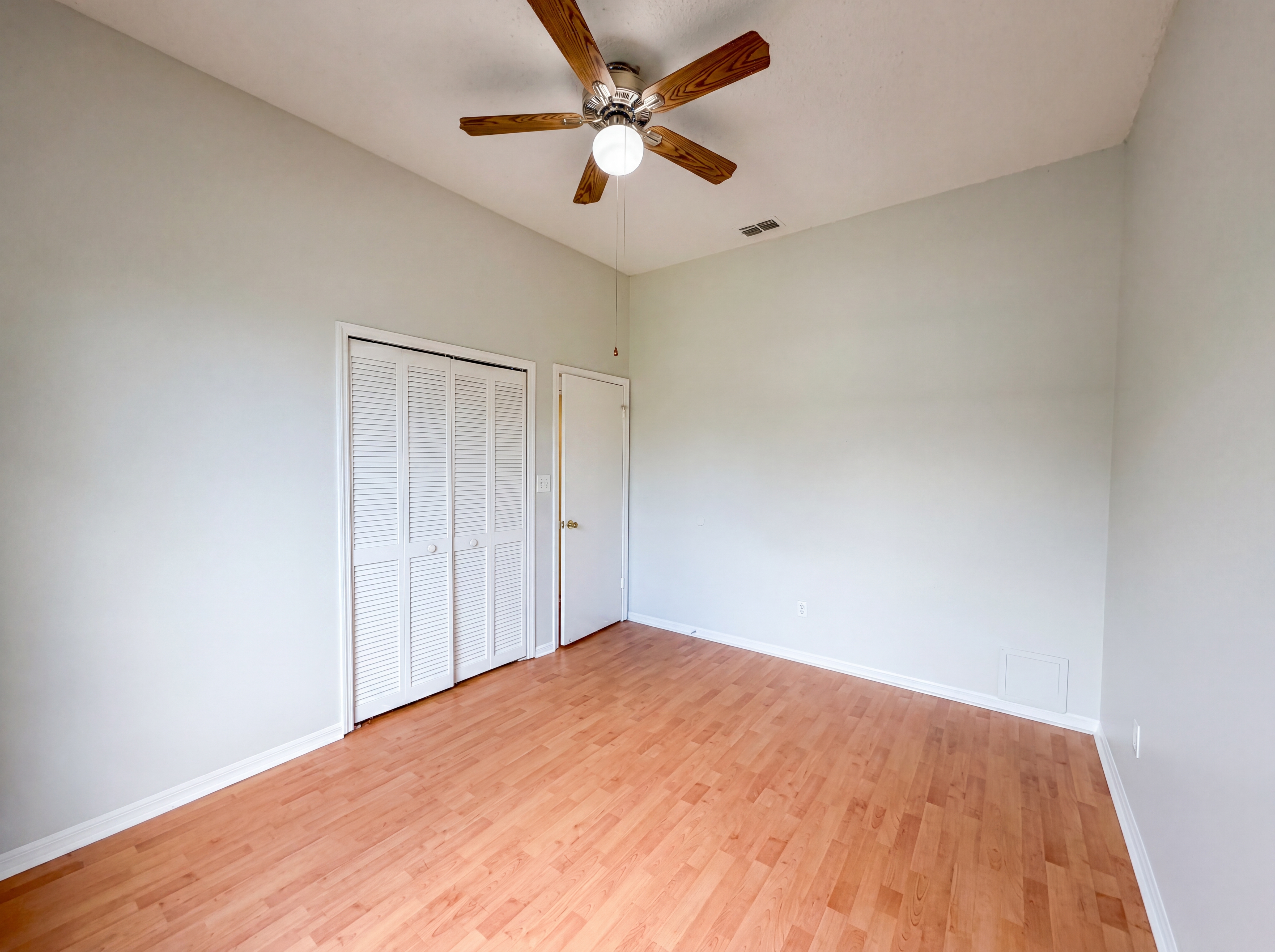 Photo 17 of 22 of 5263 Clarion Oaks Dr, Orlando, FL
