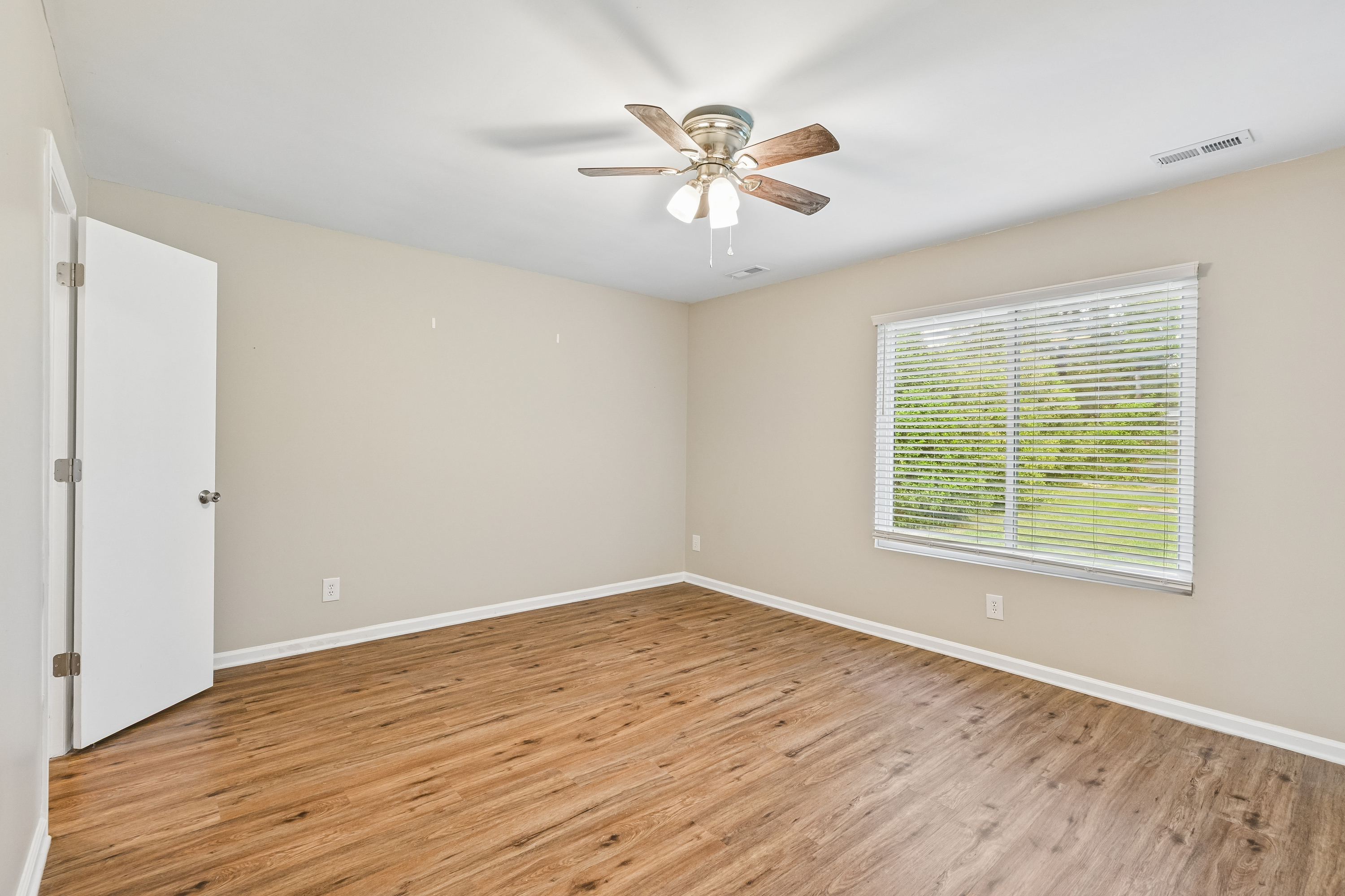 Photo 20 of 29 of 1106 Stanton Dr, Shelby, NC