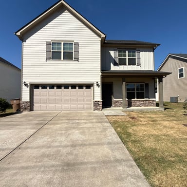 Property photo 1 of 576 Green Ln