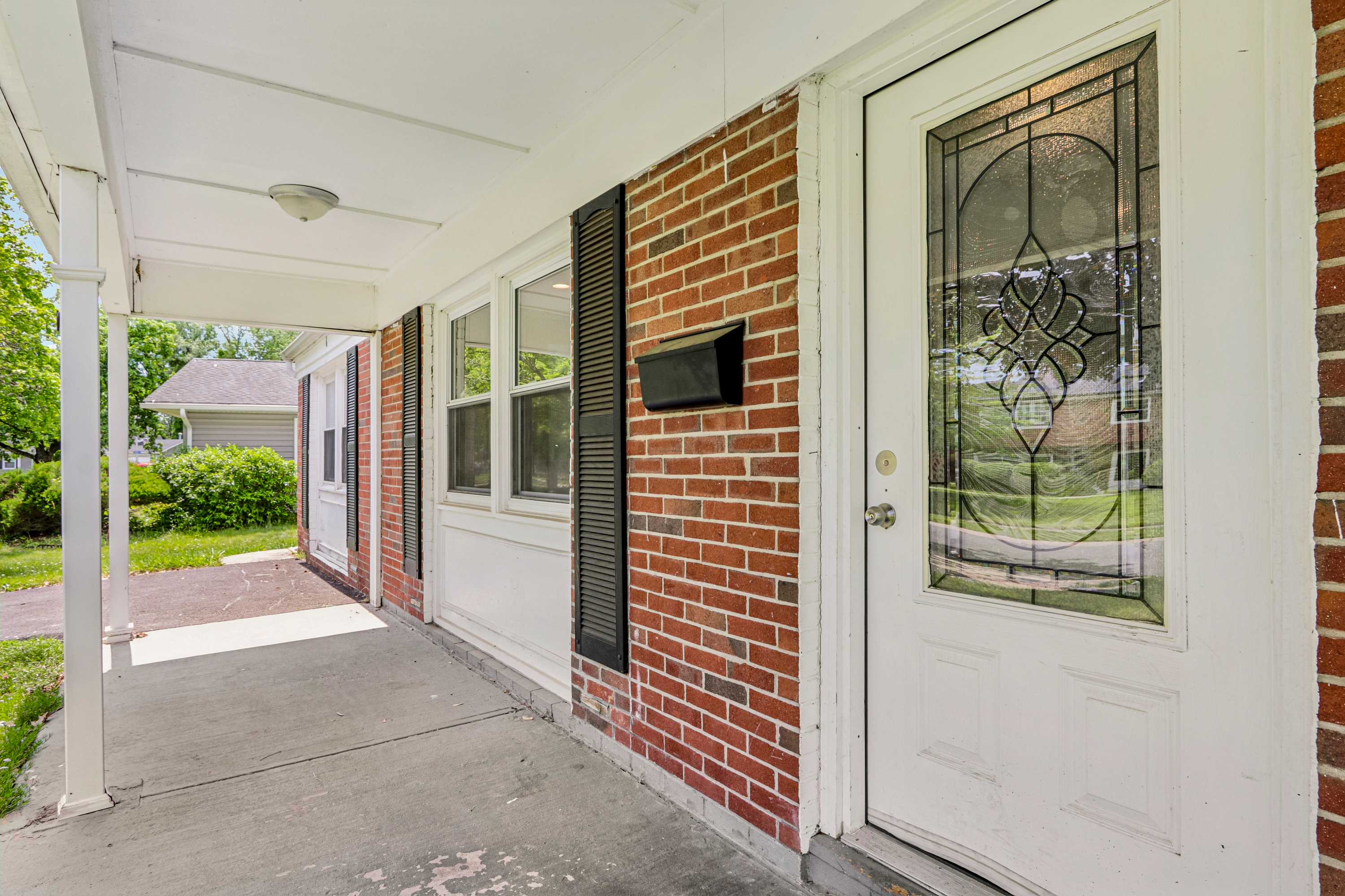 Photo 15 of 36 of 6 Newport Ln, Willingboro, NJ