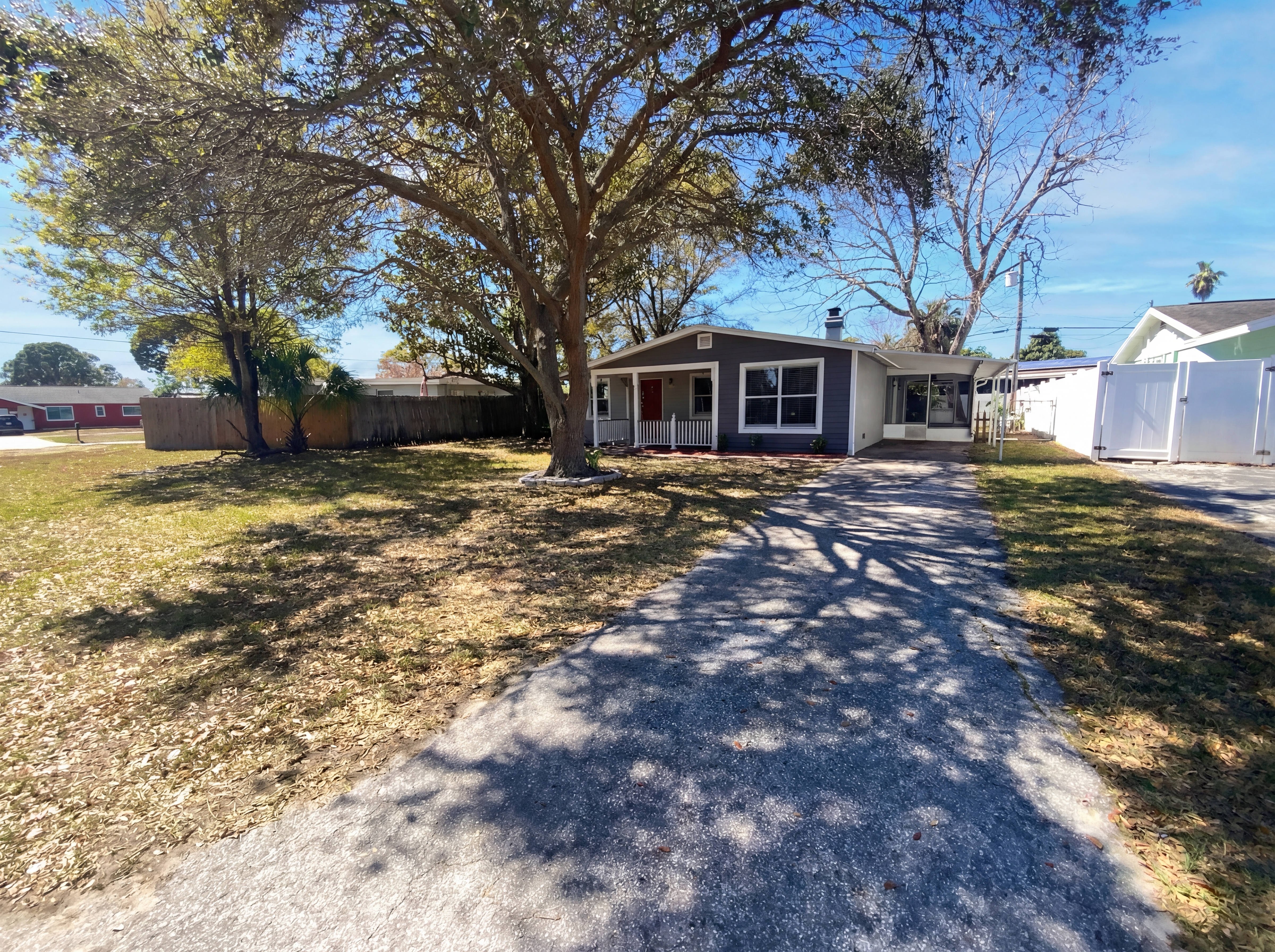 Photo 26 of 29 of 8632 94th St, Seminole, FL