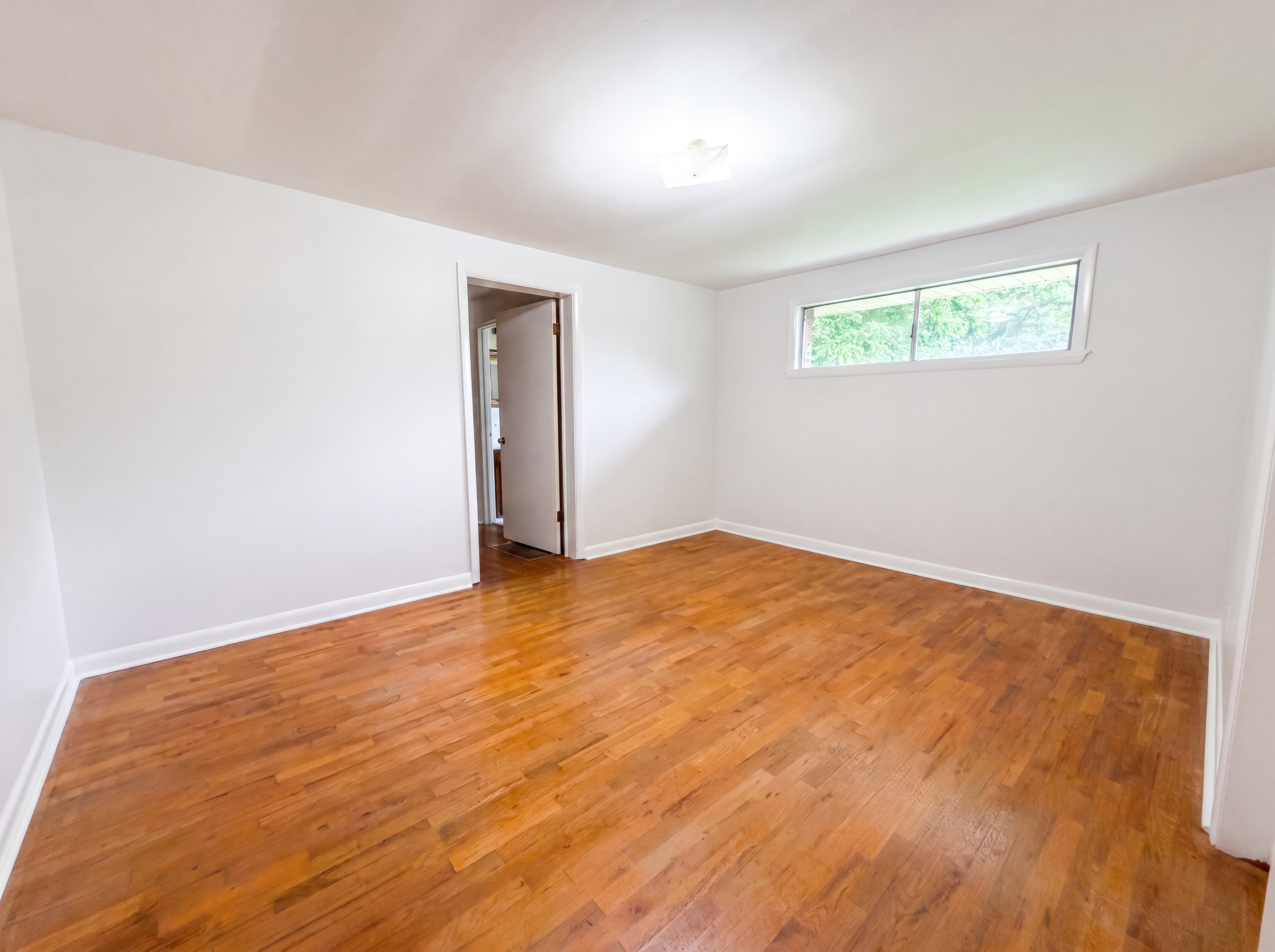 Photo 7 of 16 of 624 Belview St, Bessemer, AL