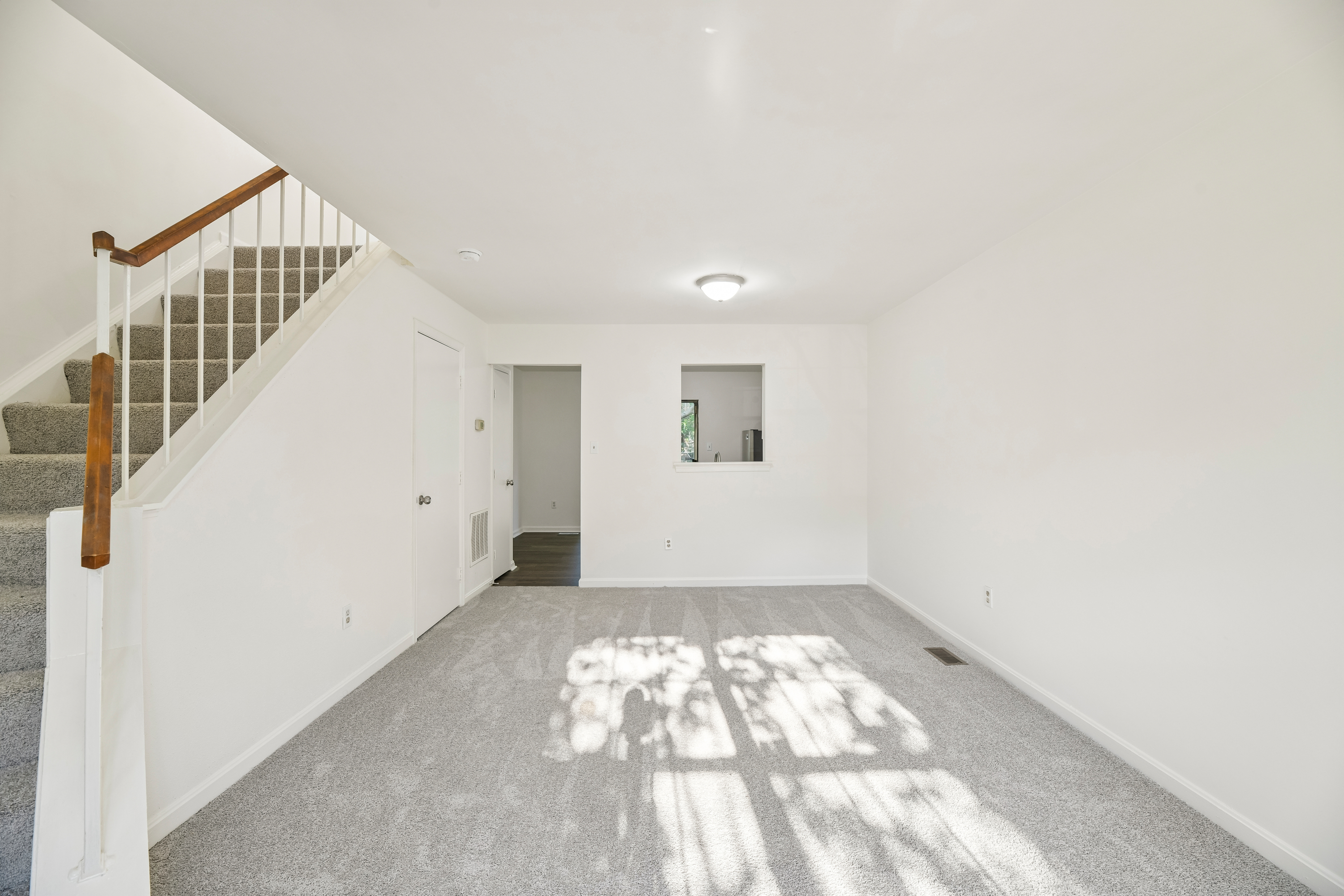 Photo 21 of 37 of 6866 Chasewood Cir, Centreville, VA