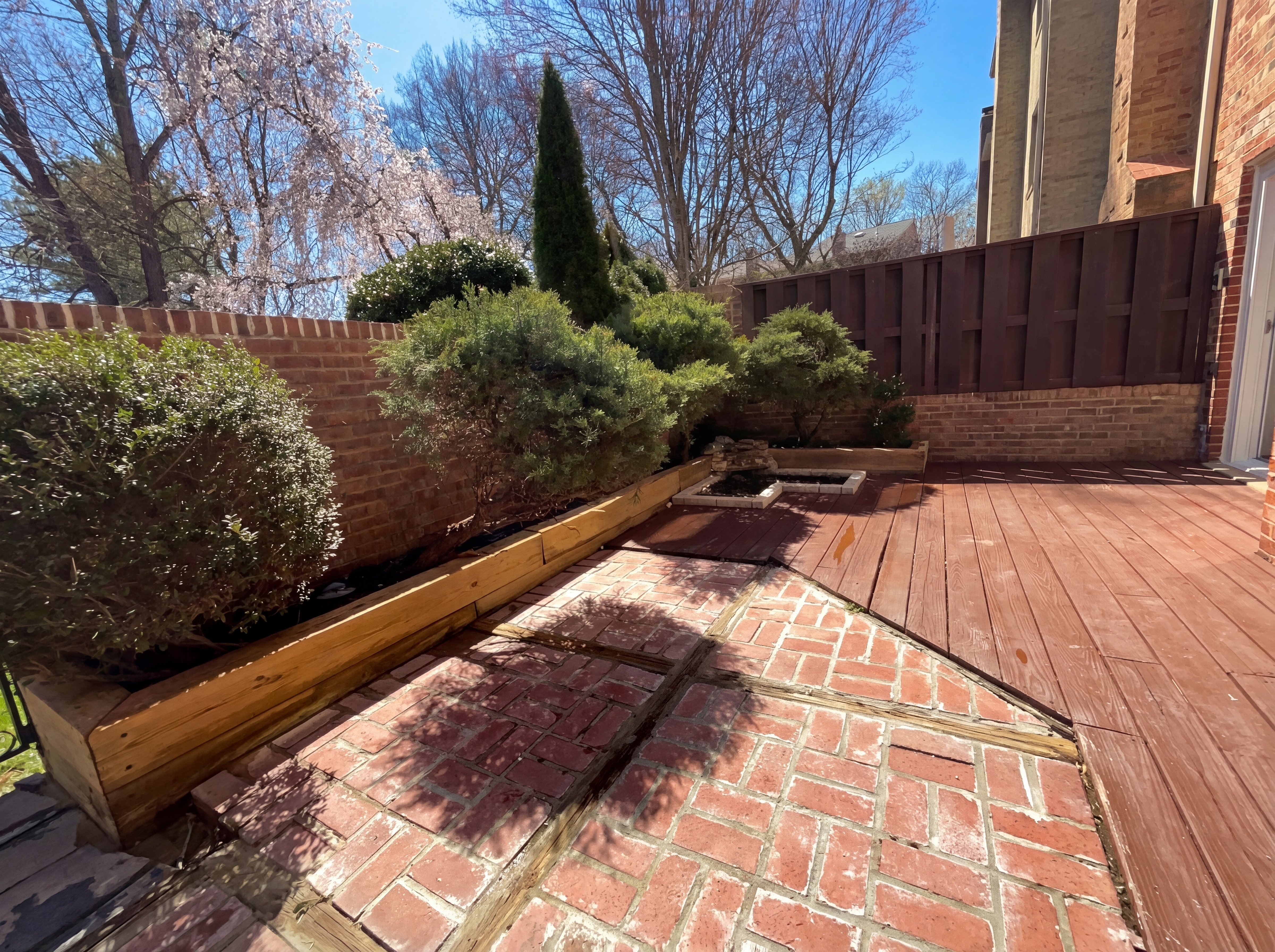 Photo 30 of 44 of 645 N Armistead St, Alexandria, VA