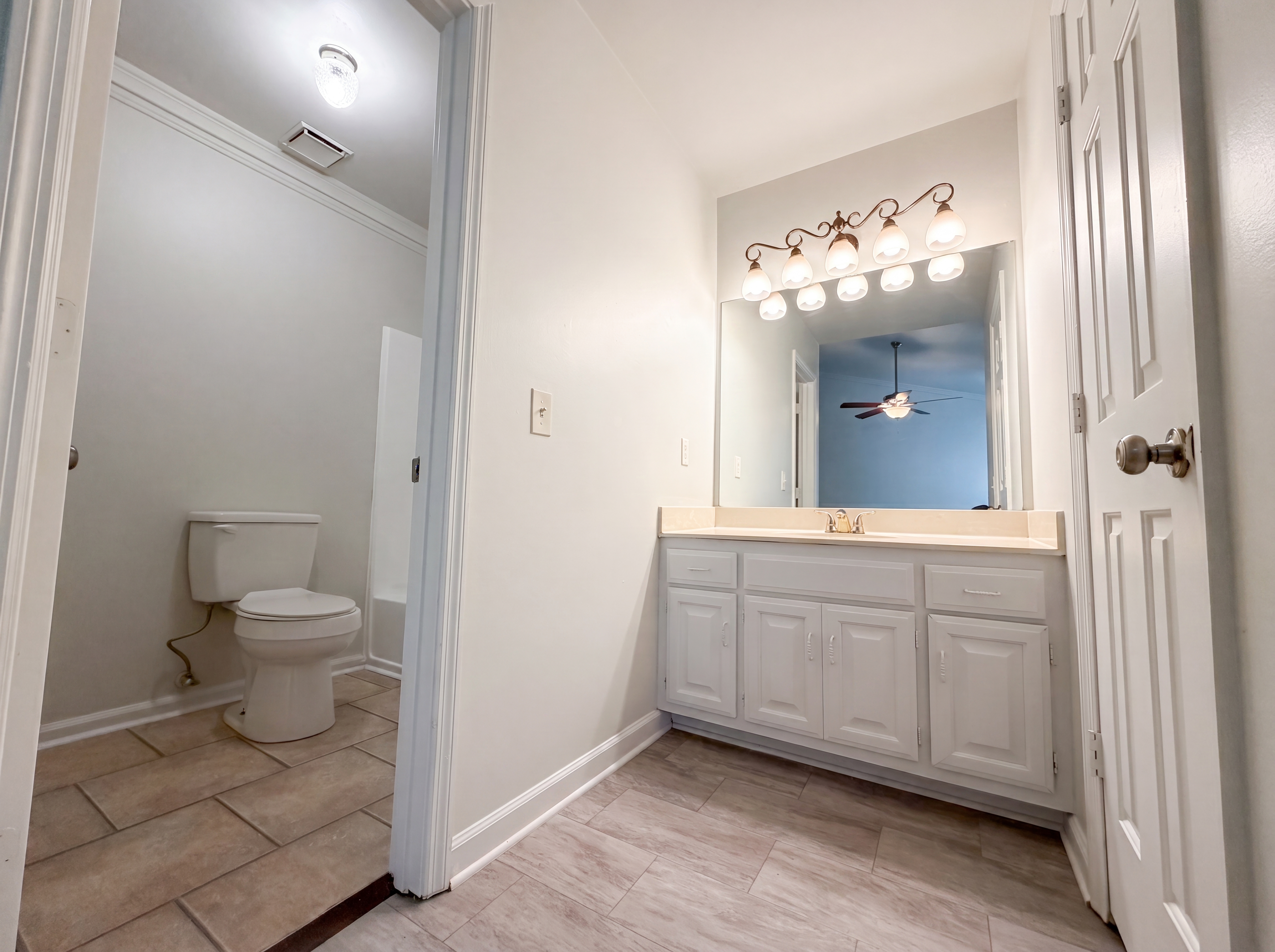 Photo 11 of 18 of 1109 Mary Evelyn Ct, Nashville, TN