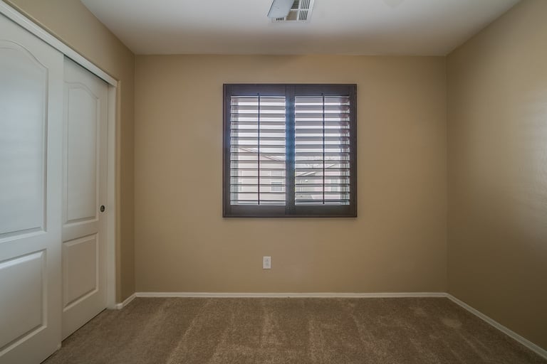 Photo 16 of 34 - 2230 E Wayland Dr, Phoenix, AZ 85040