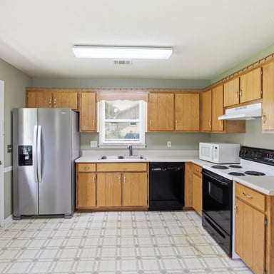 Property photo 2 of 52 Echota Rd NE