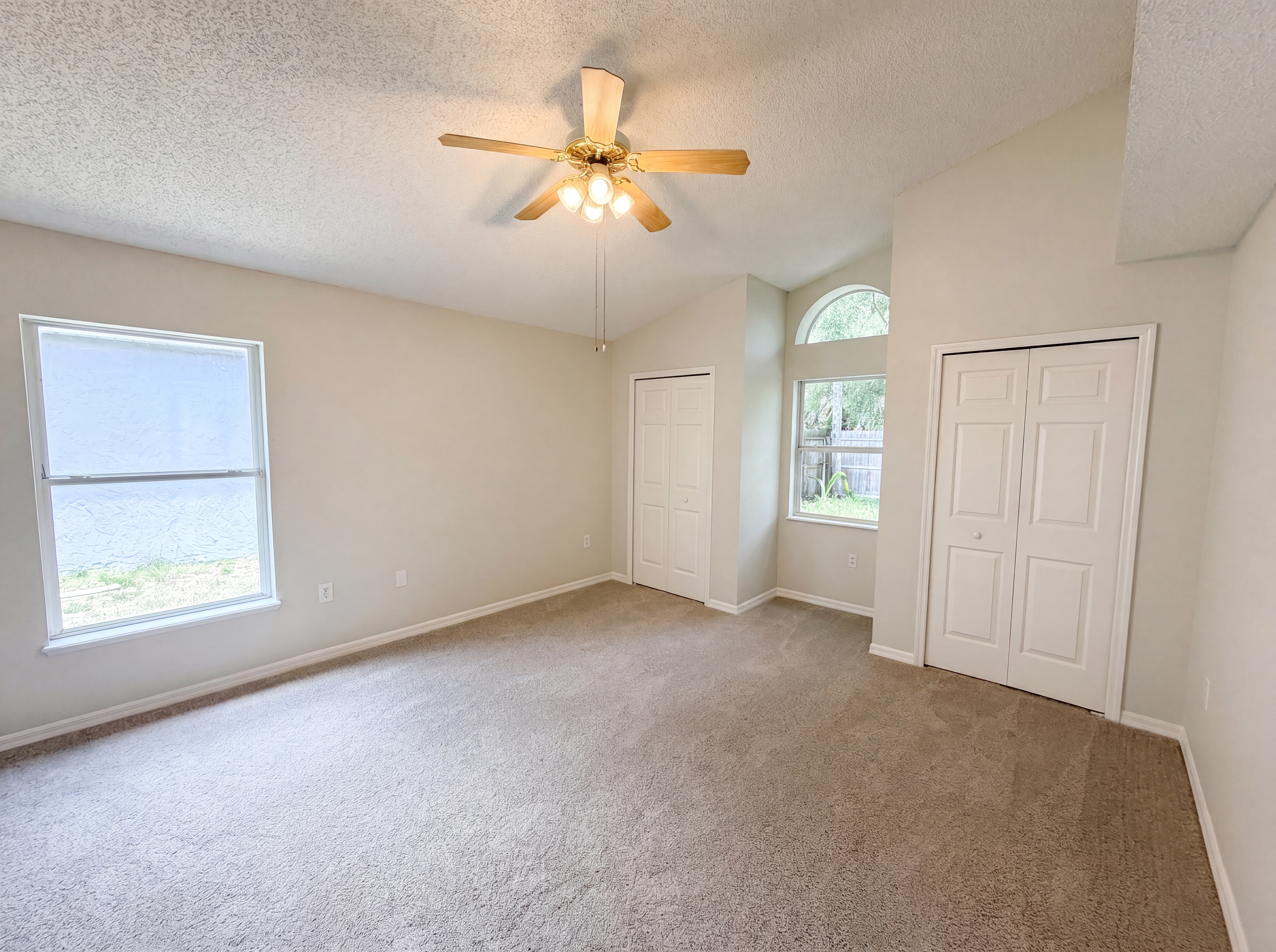 Photo 12 of 20 of 114 Pamala Ct, Sanford, FL