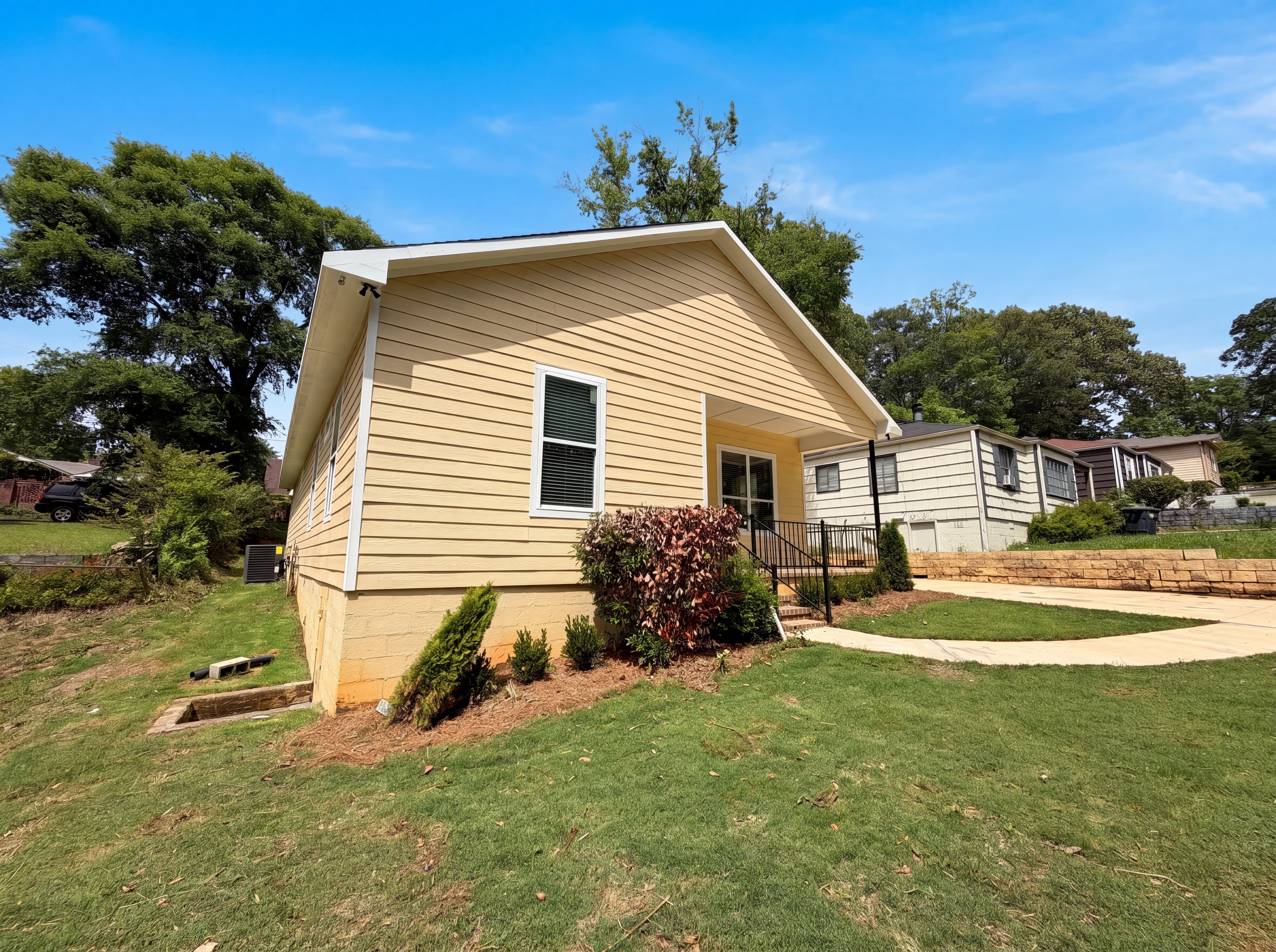 Photo 21 of 22 of 861 77th St S, Birmingham, AL