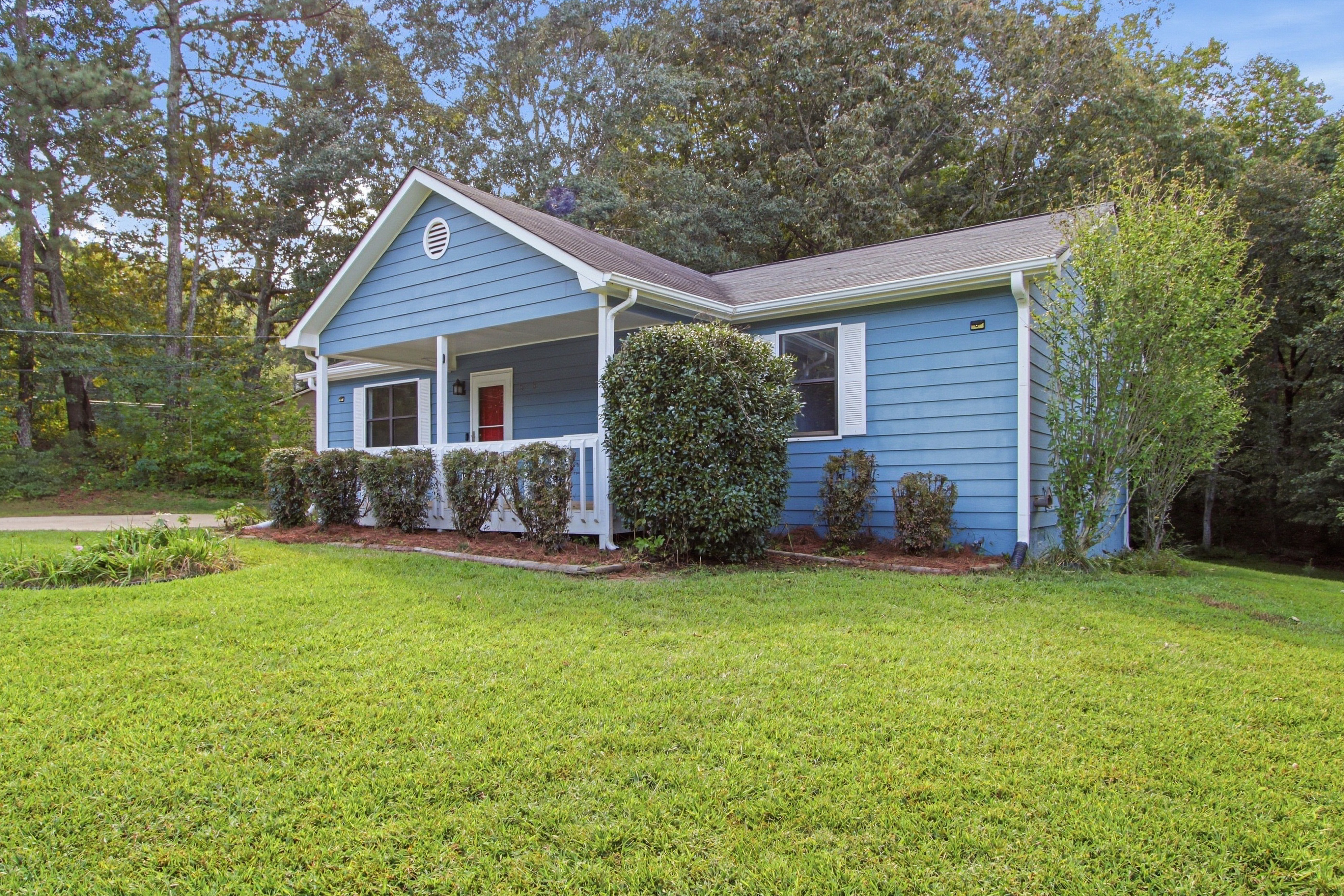 Photo 3 of 27 of 414 Jane Harris Rd, Dallas, GA
