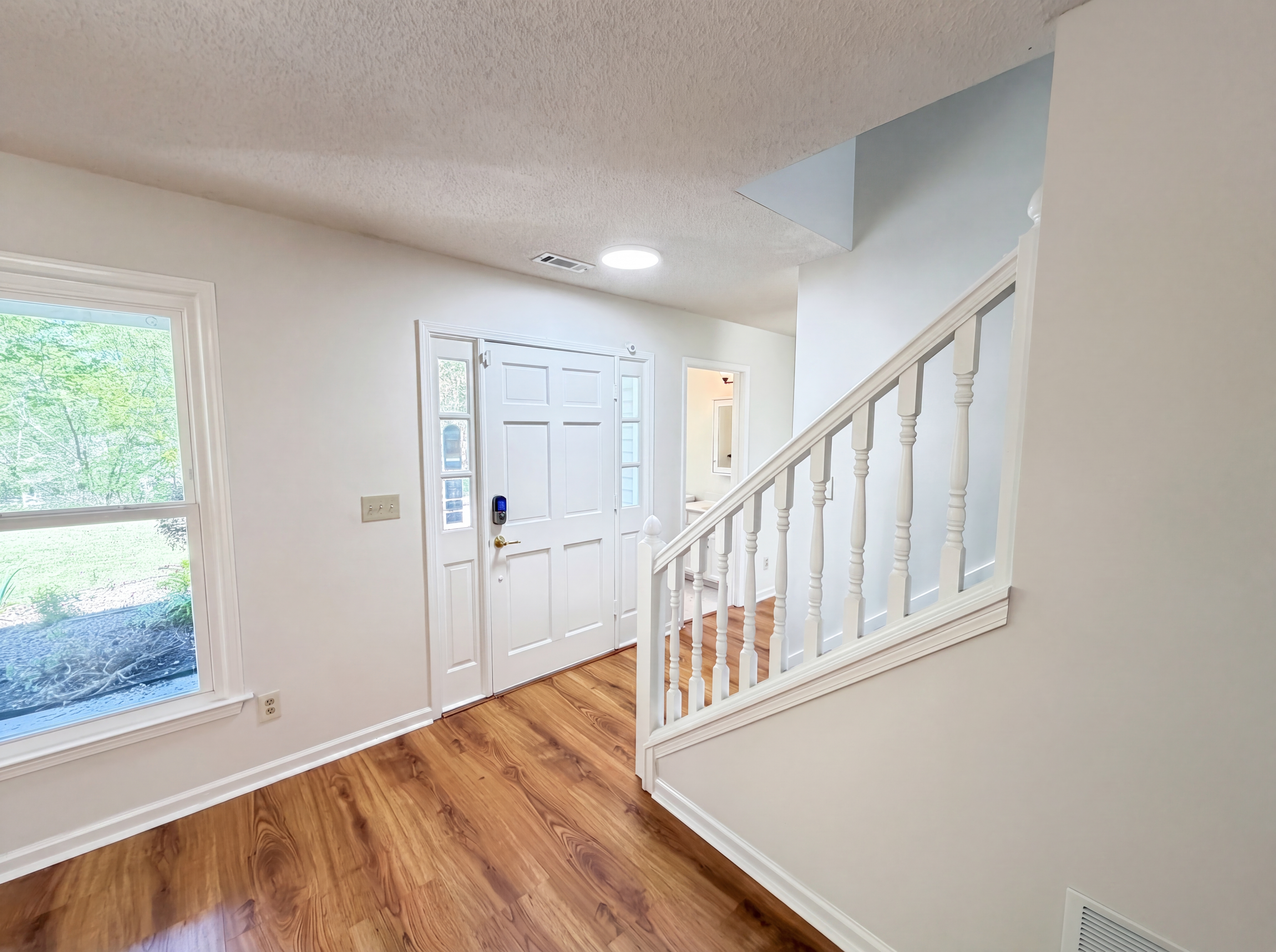 Photo 10 of 27 of 1197 Parkwood Chase NW, Acworth, GA