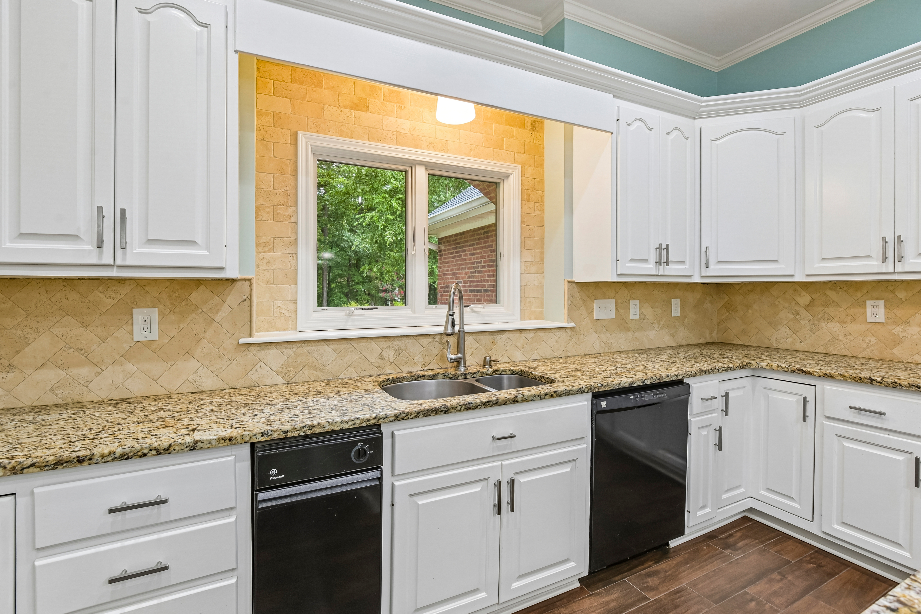 Photo 18 of 79 of 2077 Coolidge Way NW, Acworth, GA