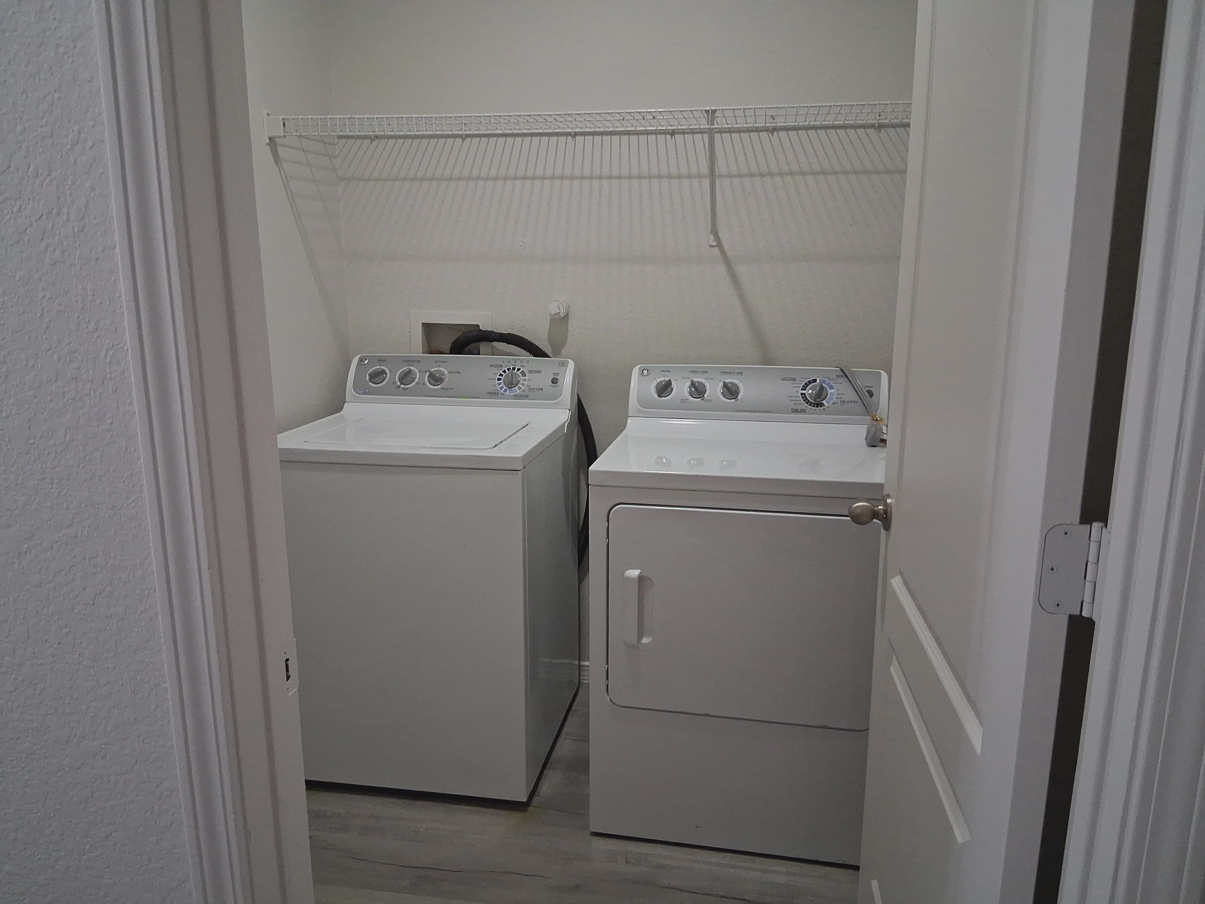 Photo 23 of 28 of 2900 Duerson Trl SW, Albuquerque, NM