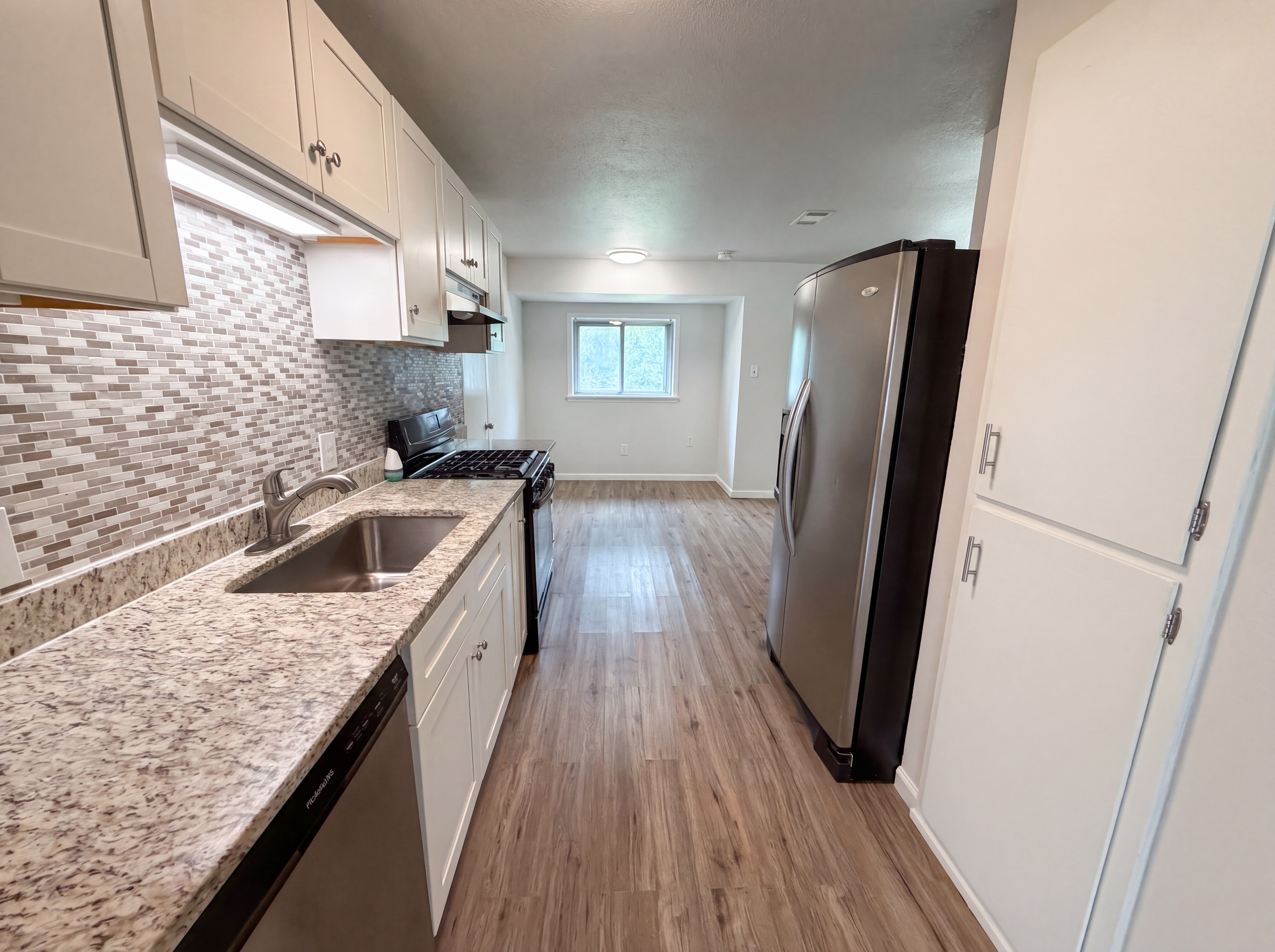 Photo 6 of 18 of 3720 Wingate Dr, Waco, TX