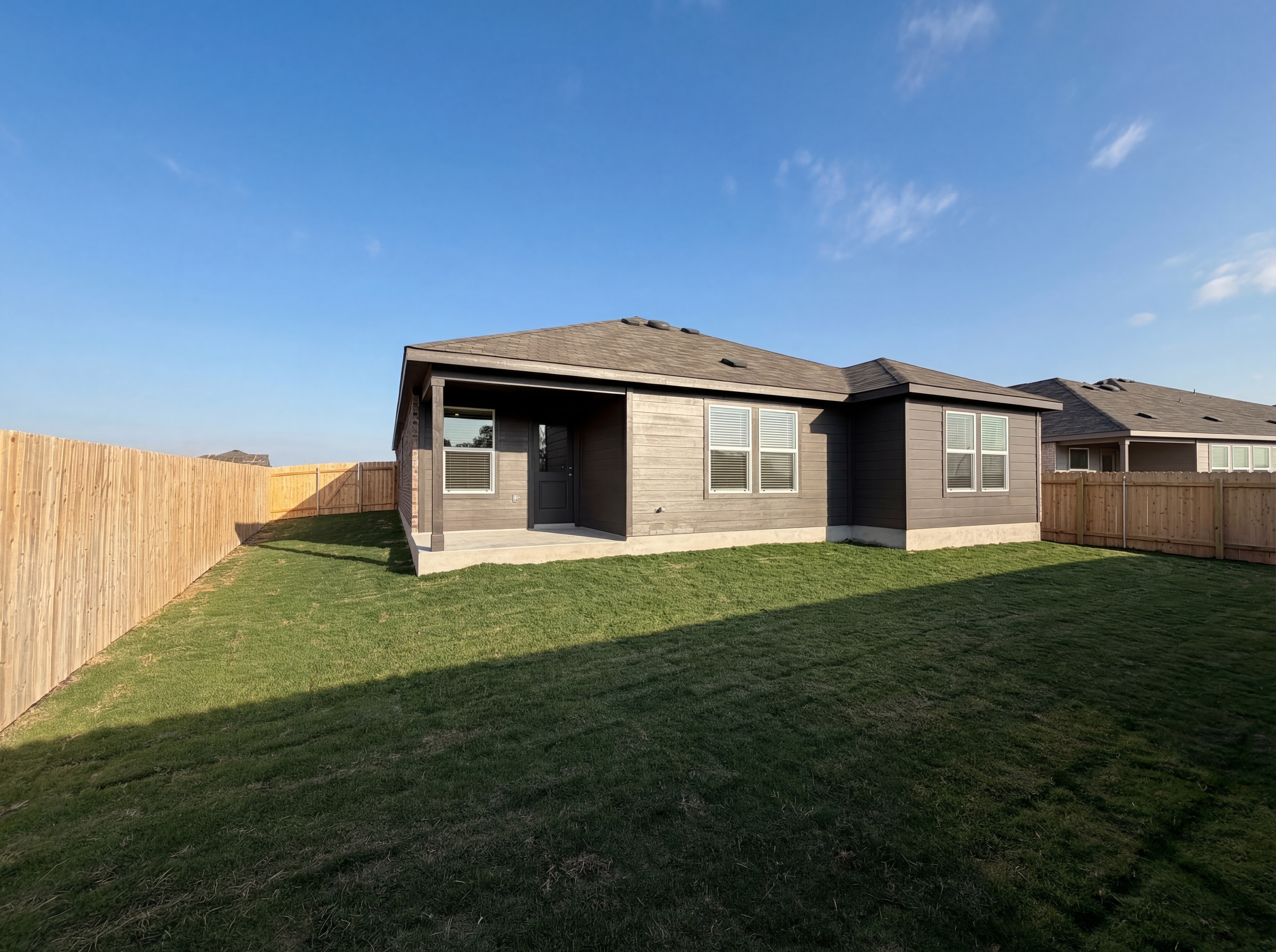 Photo 20 of 21 of 507 Vantage Dr, Hutto, TX