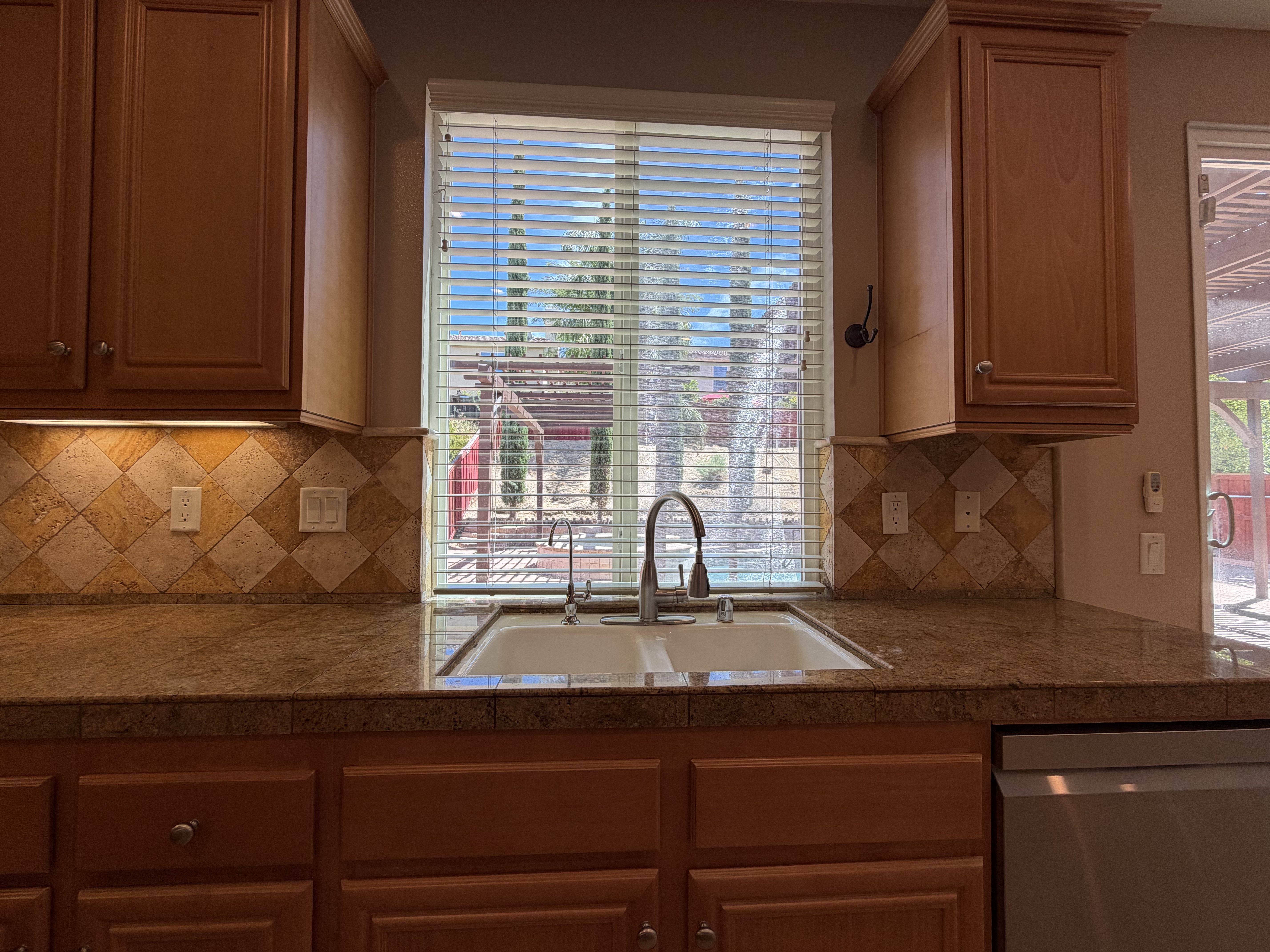 Photo 12 of 32 of 17780 Sweetgum Ln, Canyon Country, CA