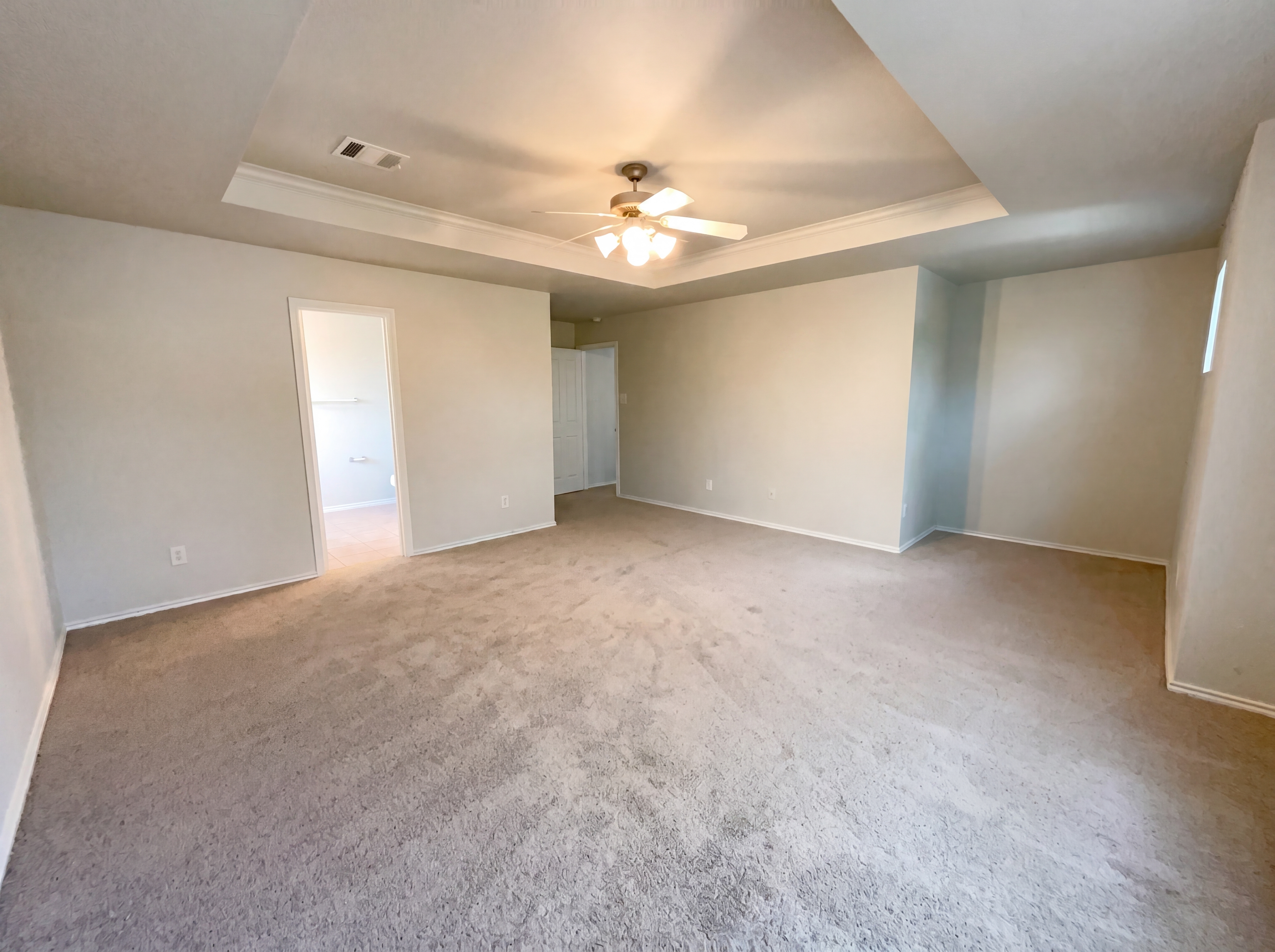 Photo 4 of 21 of 907 Magnolia Crst, San Antonio, TX