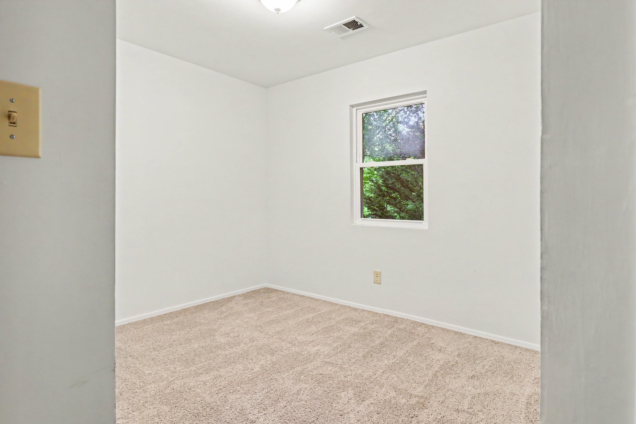 Photo 4 of 17 of 784 Beaver Lake Dr, Ellijay, GA