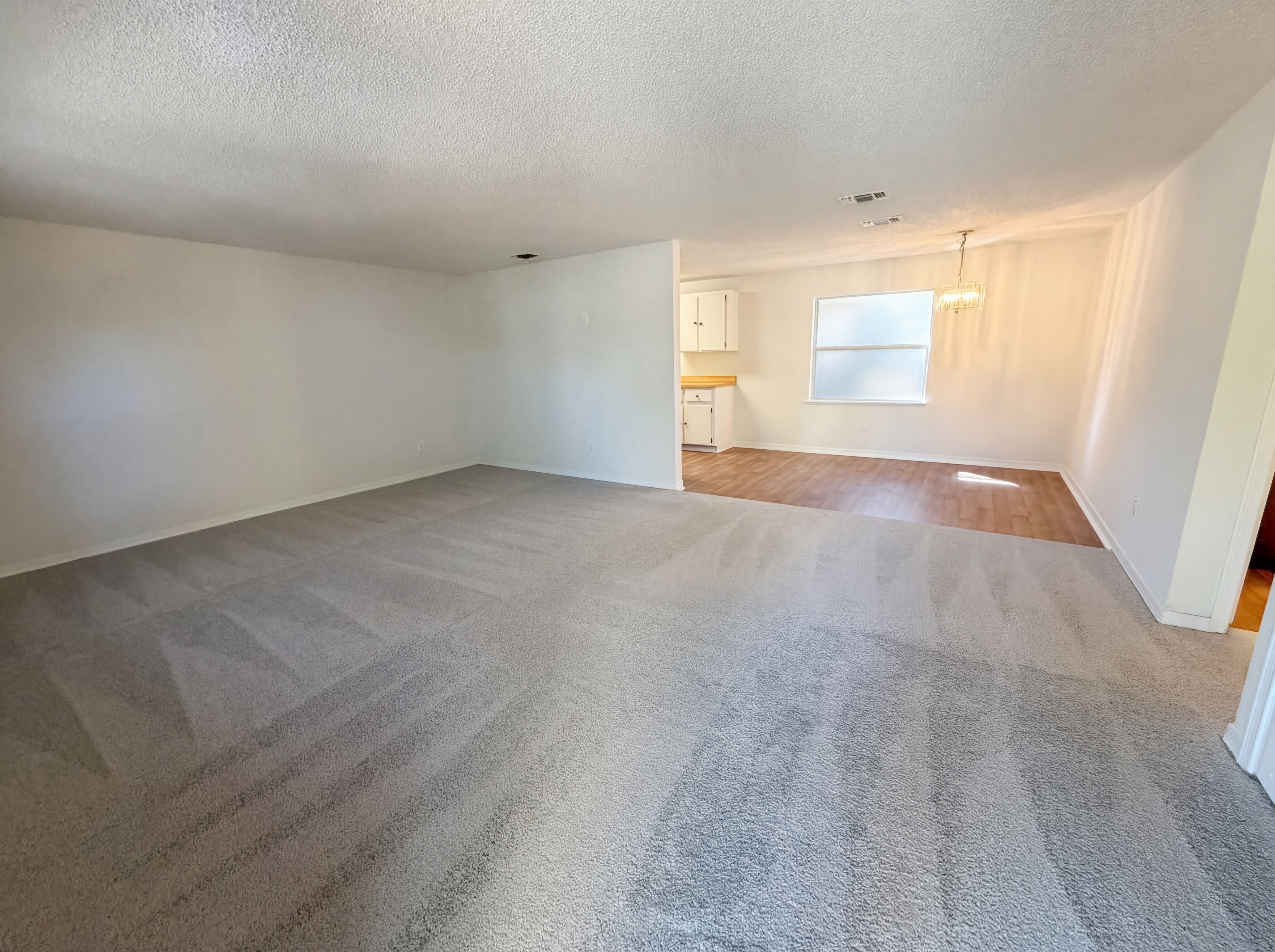 Photo 3 of 19 of 4240 Key Vega Ct, Jacksonville, FL