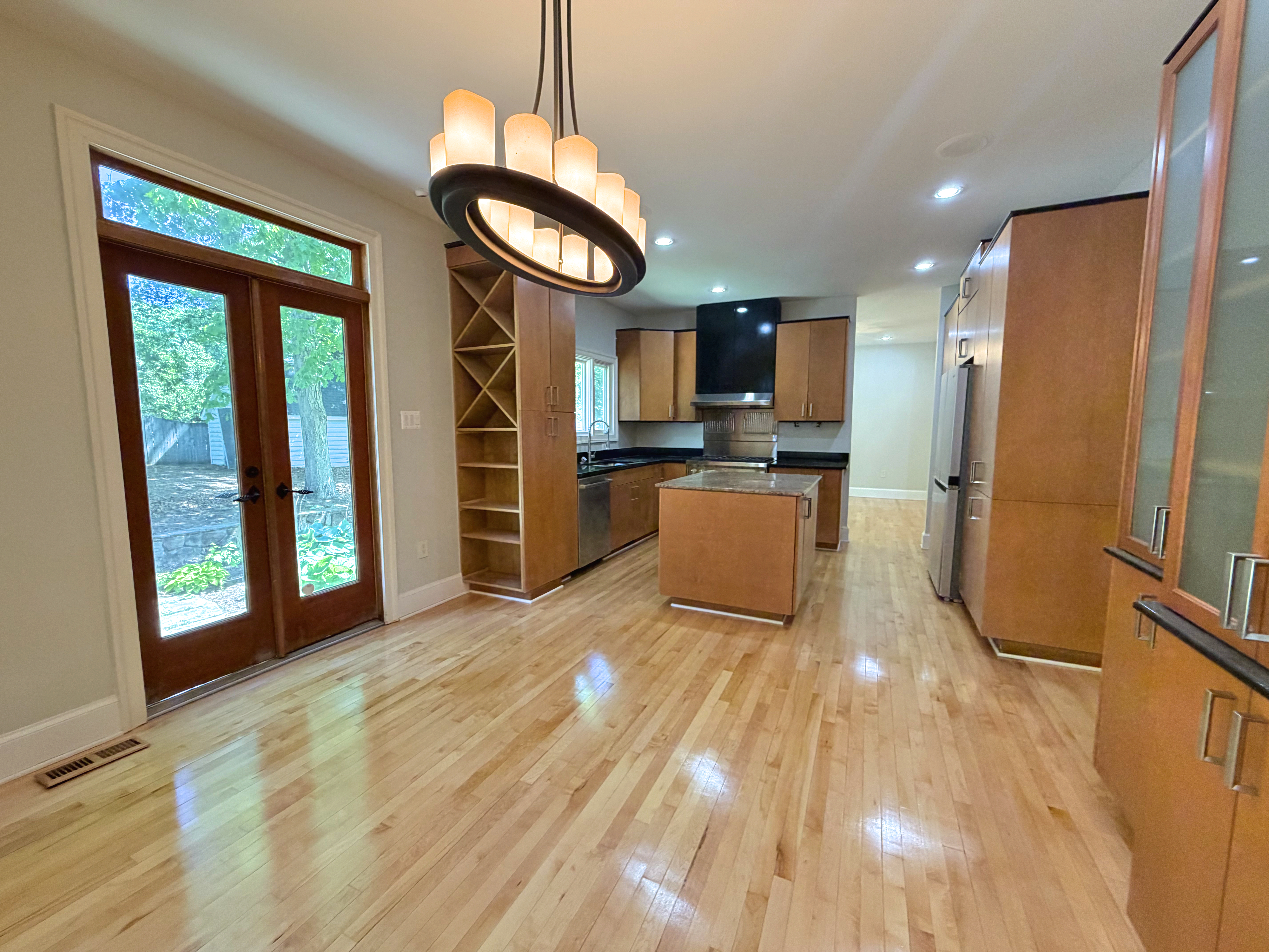 Photo 2 of 21 of 3621 Rolridge Rd, Henrico, VA