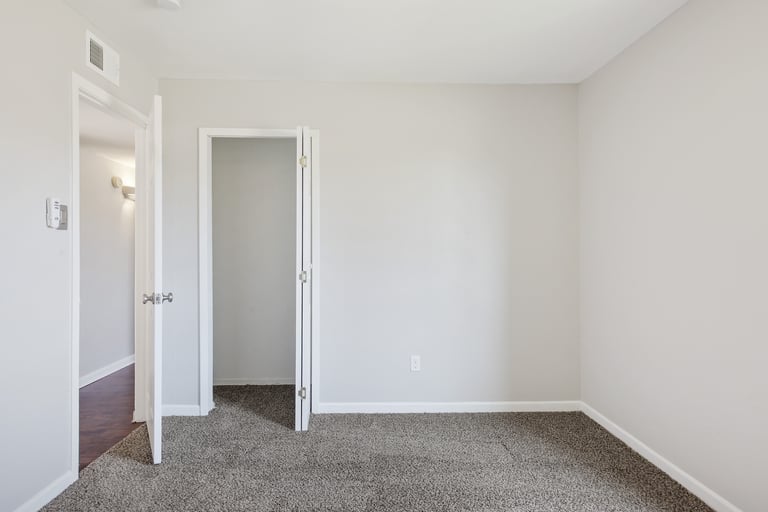 Photo 14 of 24 - 6113 Teton Dr, Mesquite, TX 75150