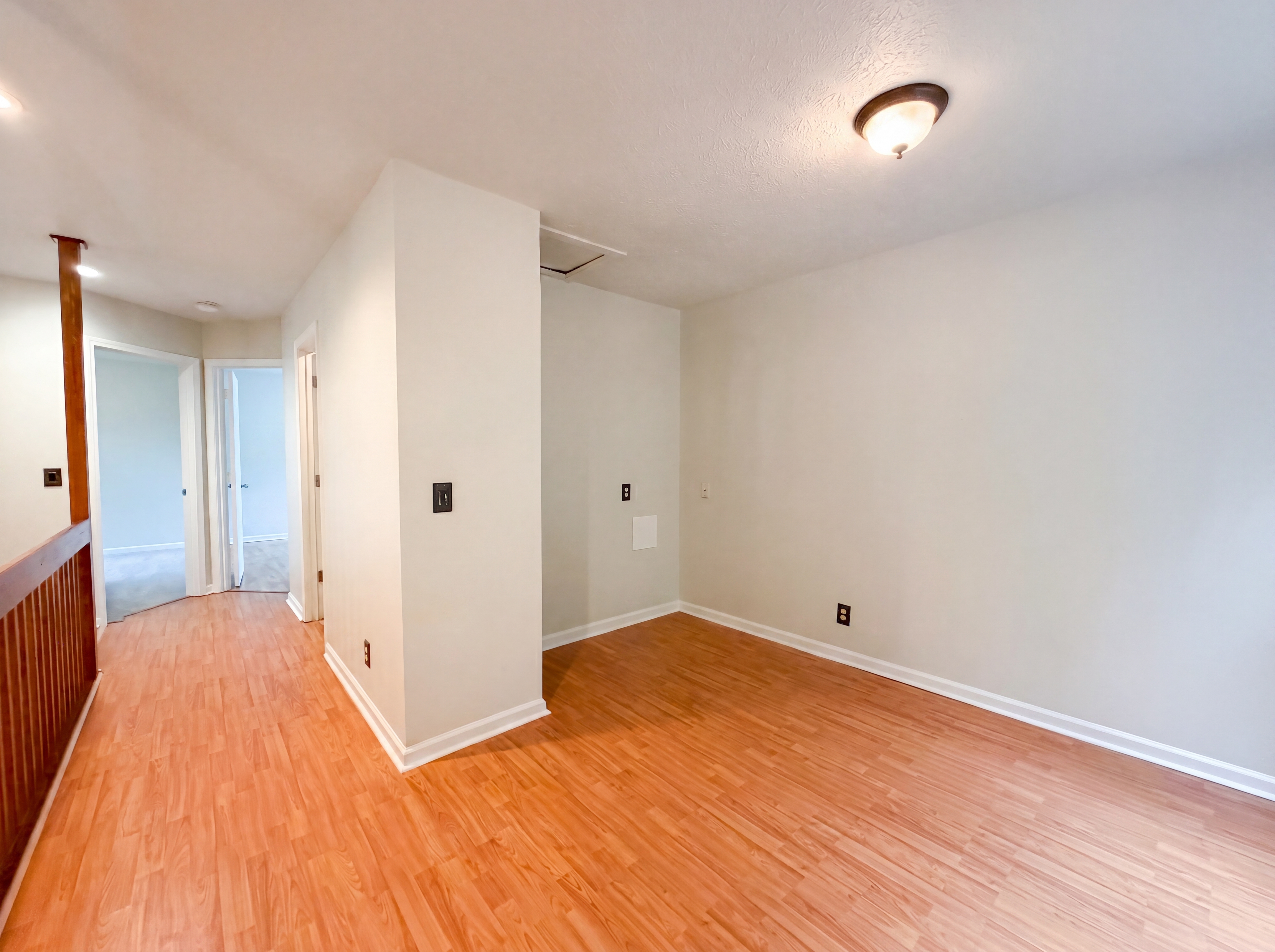 Photo 13 of 18 of 4046 Farmingham Woods Dr, Hermitage, TN