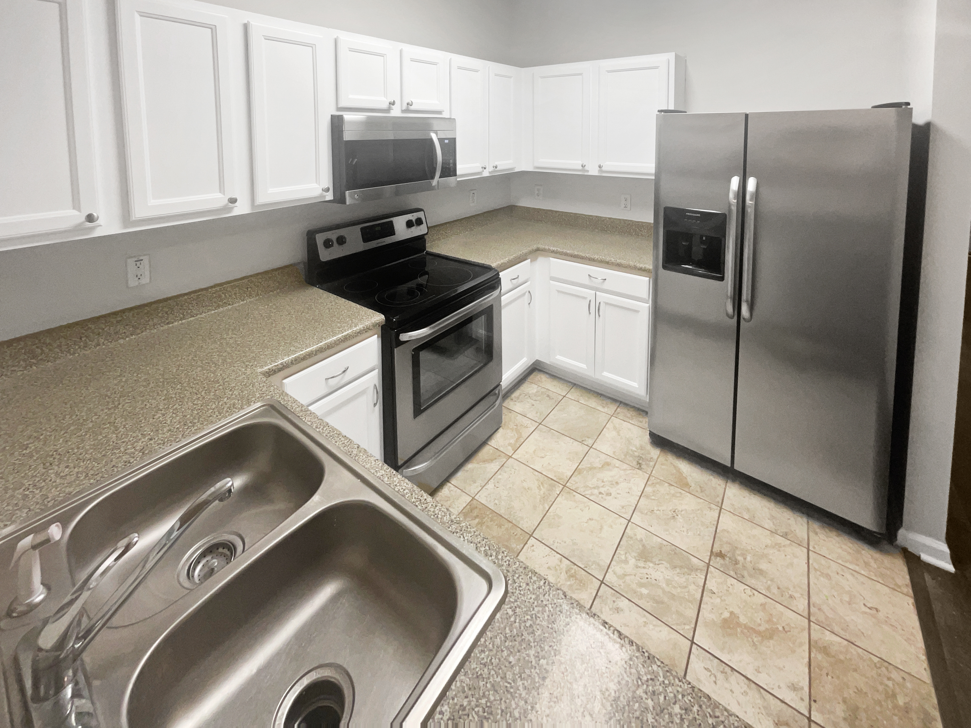 Photo 12 of 24 of 474 Berckman Dr NW, Lilburn, GA