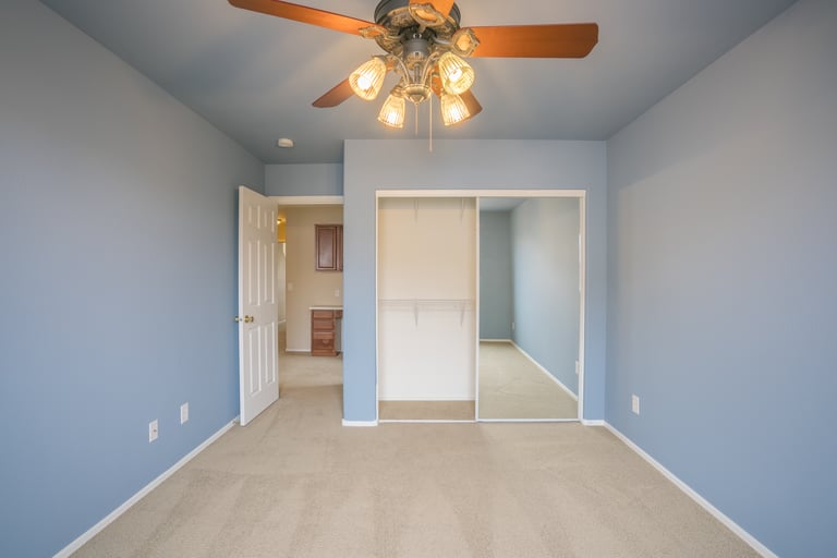 Photo 26 of 36 - 3803 S 52nd Ln, Phoenix, AZ 85043