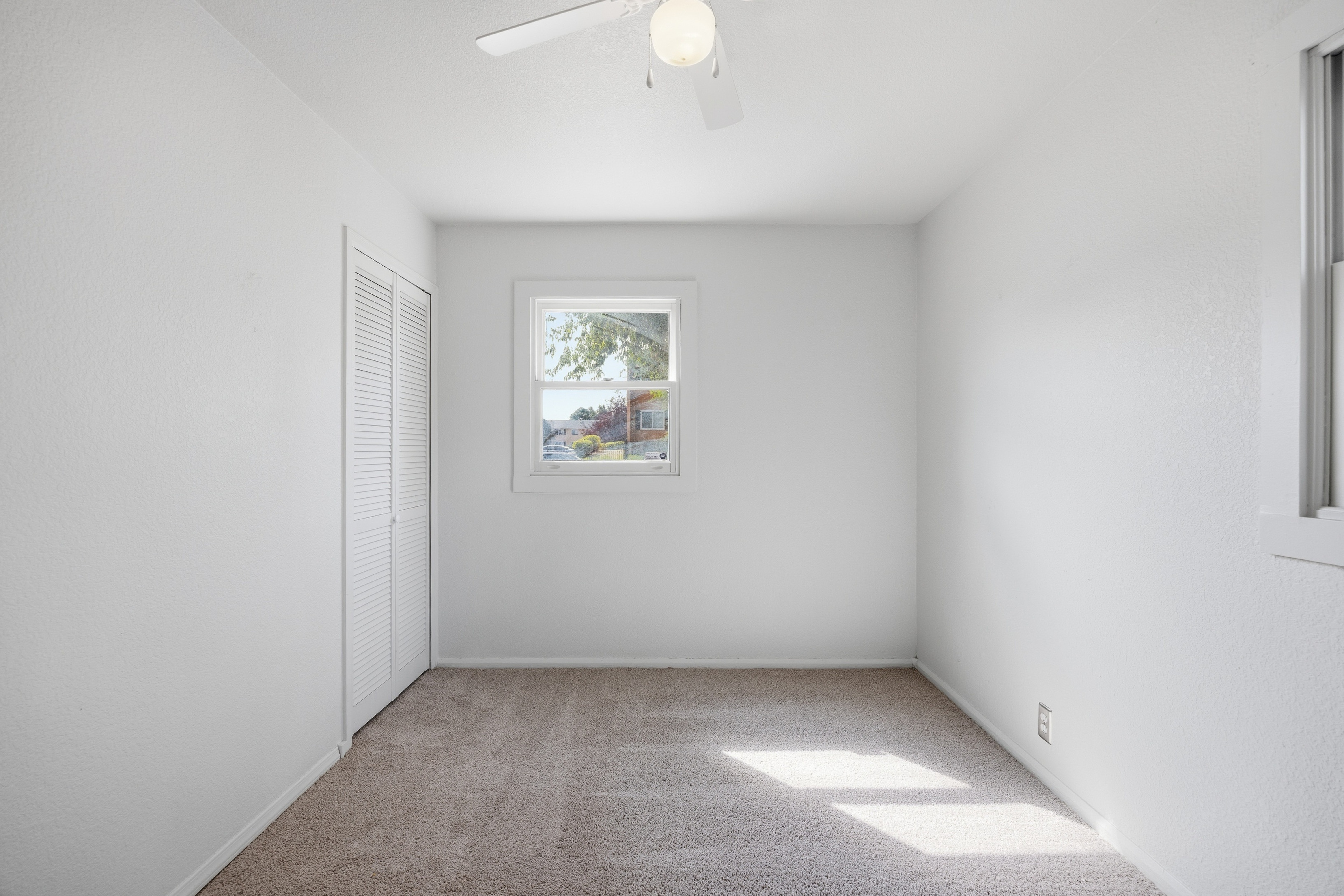 Photo 36 of 63 of 412 Lynn Ave, Colorado Springs, CO