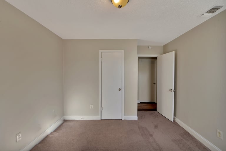 Photo 19 of 24 - 8813 Briarwood Dr, Rowlett, TX 75088