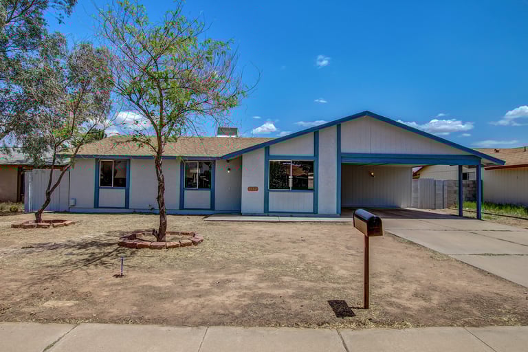 Photo 1 of 25 - 1912 W Dartmouth St, Mesa, AZ 85201