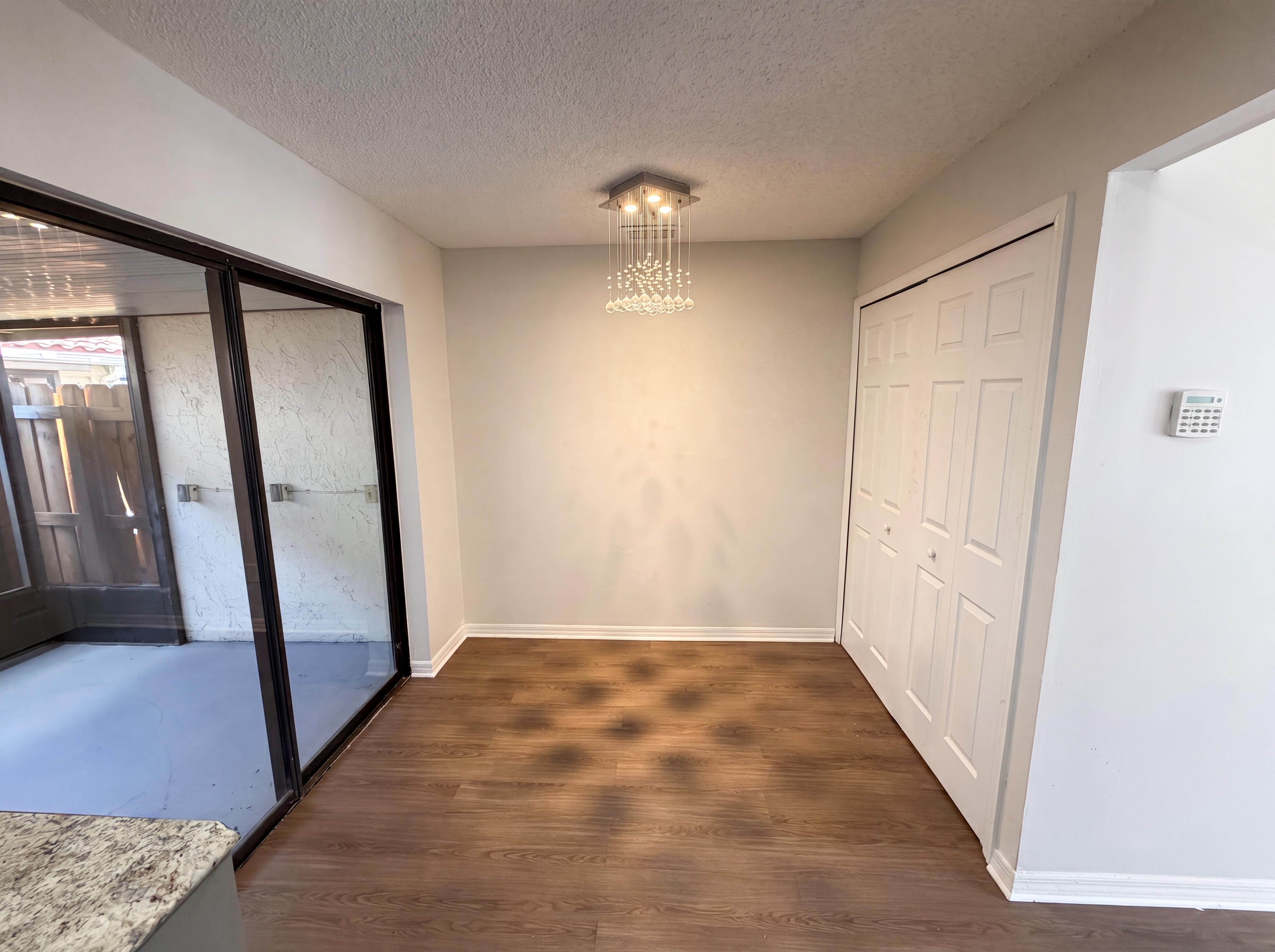 Photo 6 of 24 of 1602 Little Falls Cir, Orlando, FL