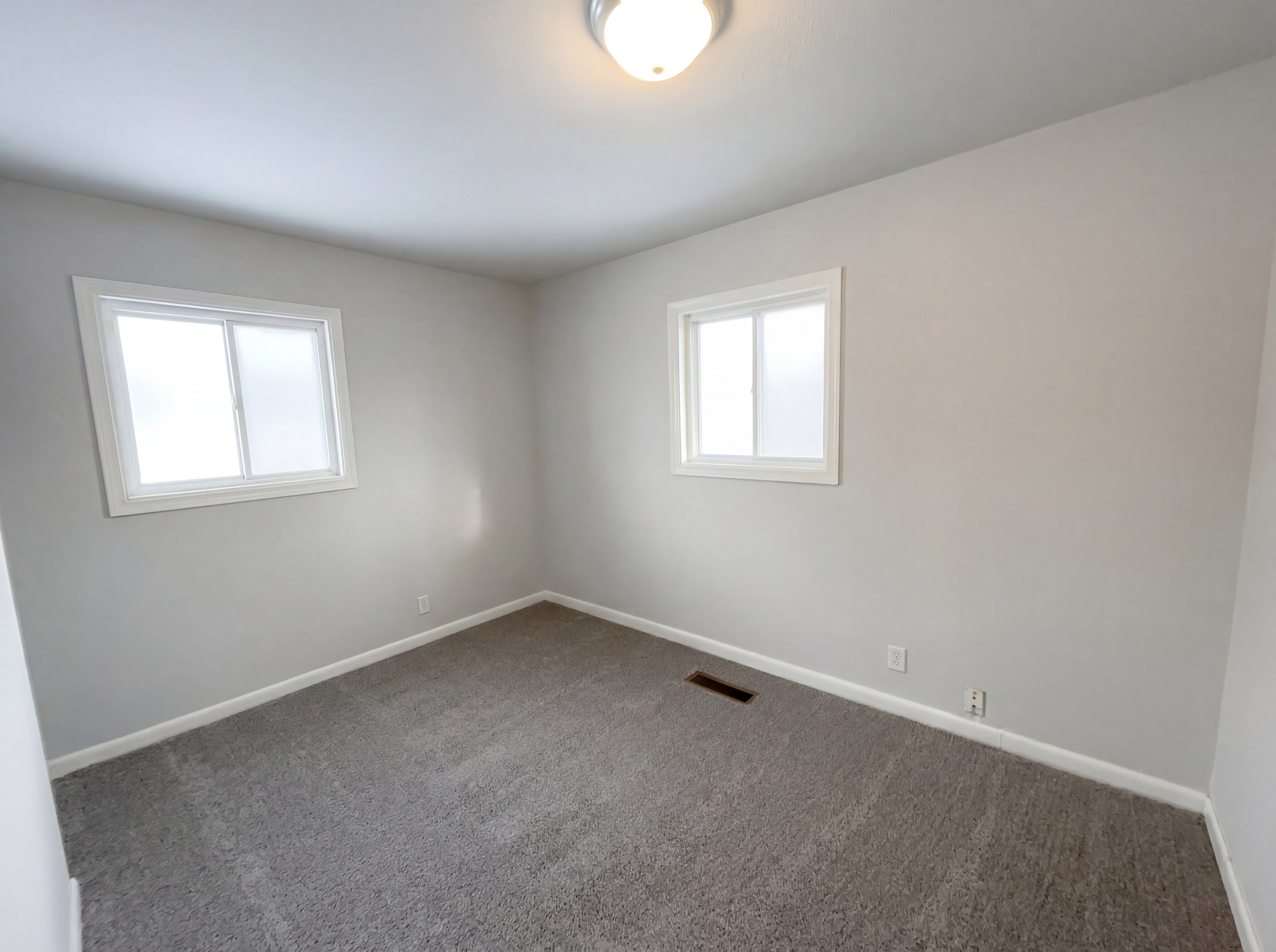 Photo 10 of 16 of 217 Crestwood Dr, Whiteland, IN