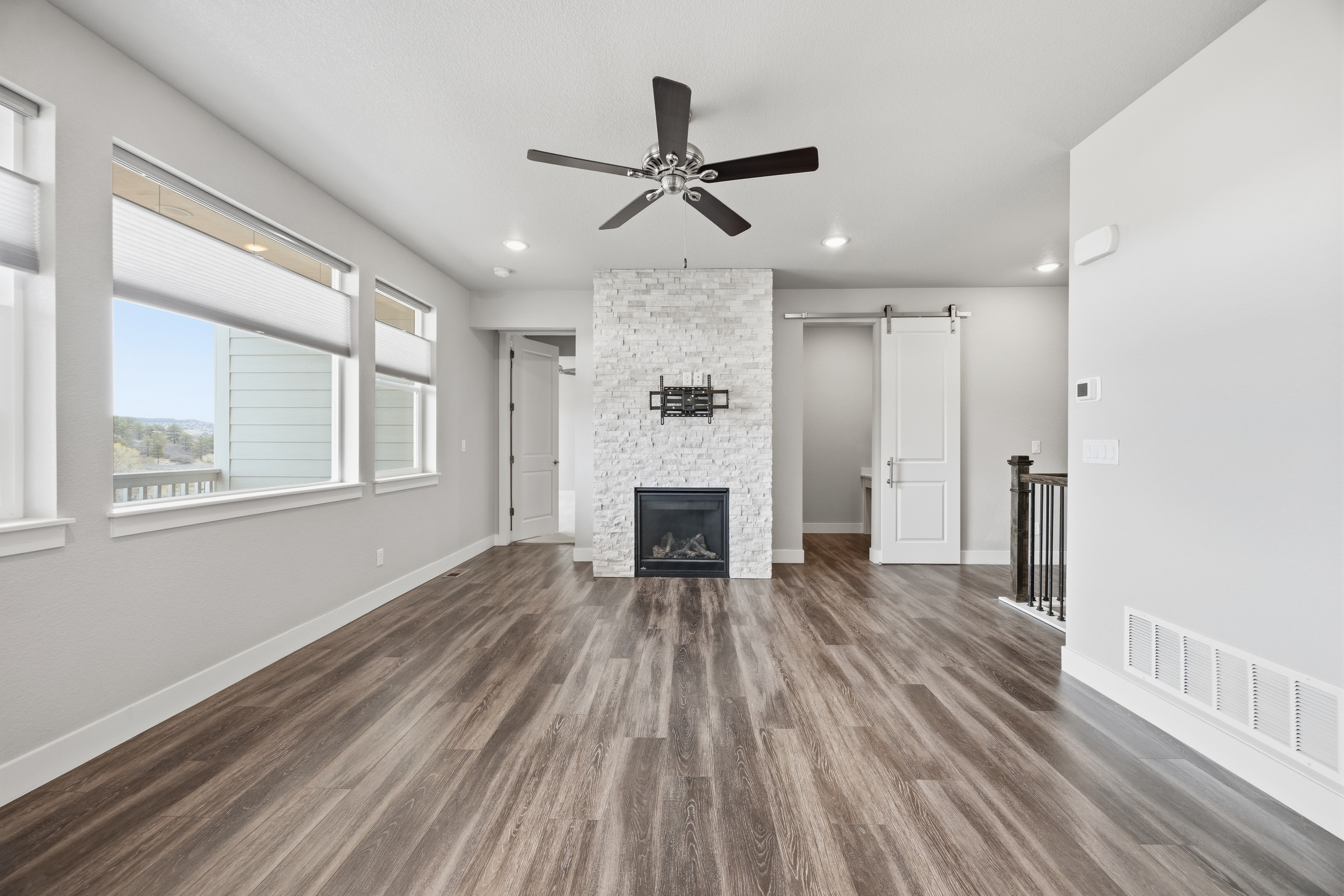 Photo 13 of 51 of 15637 Native Willow Dr, Monument, CO