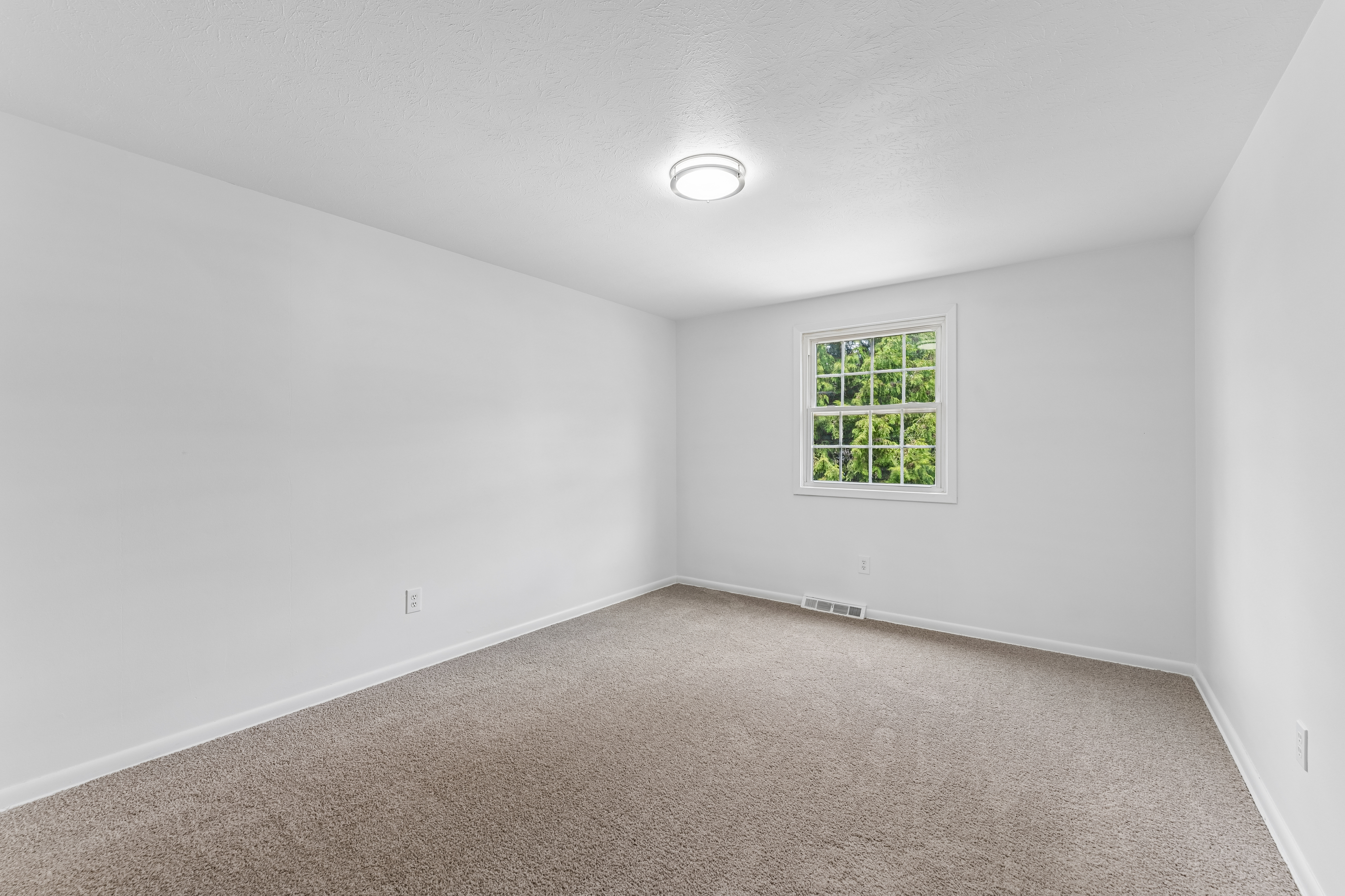 Photo 21 of 52 of 644 Wellfleet Dr, Bay Village, OH