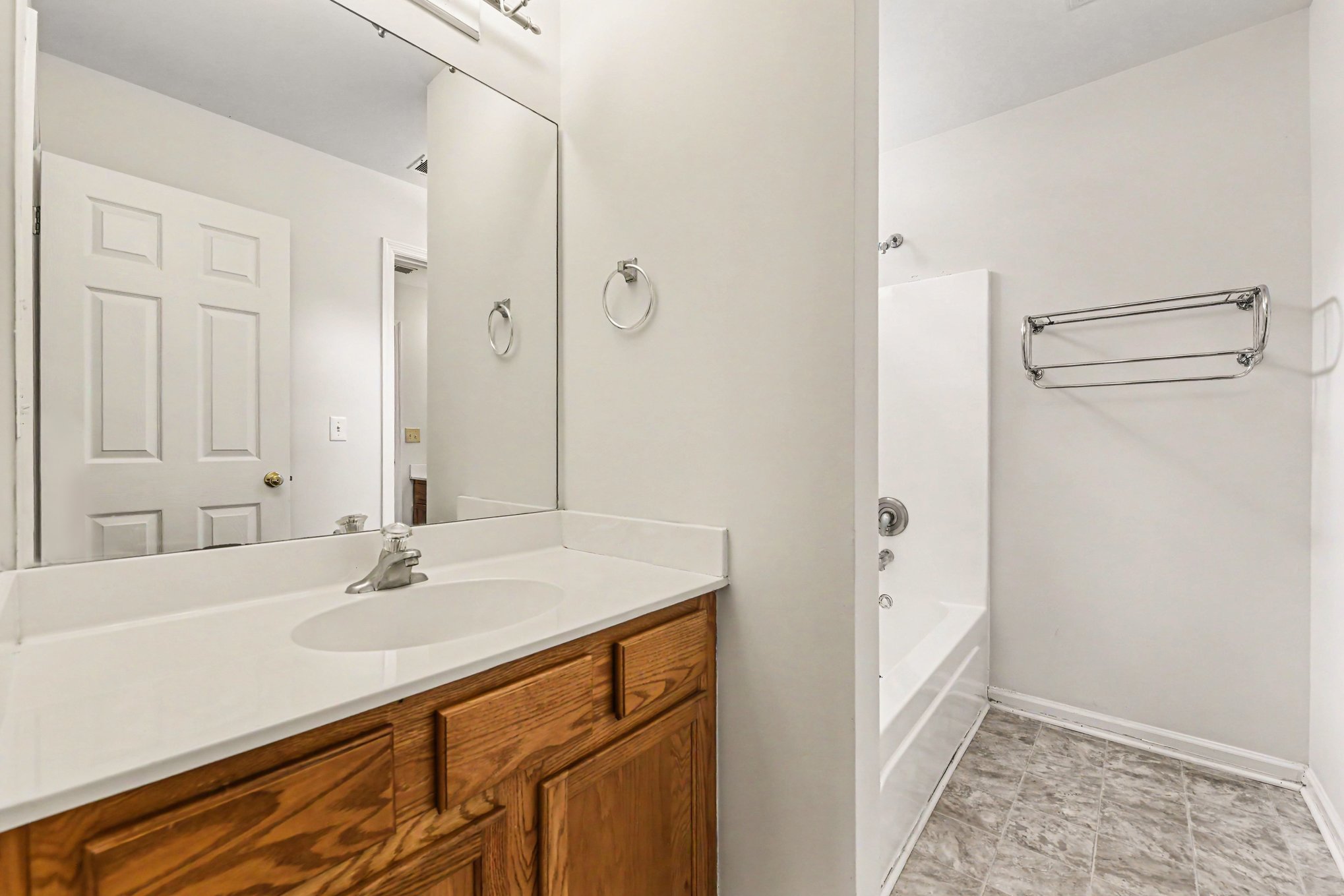 Photo 11 of 17 of 4861 Hearthside Dr, Summerville, SC