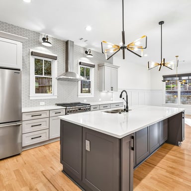 Property photo 2 of 2073 Candler Road SE