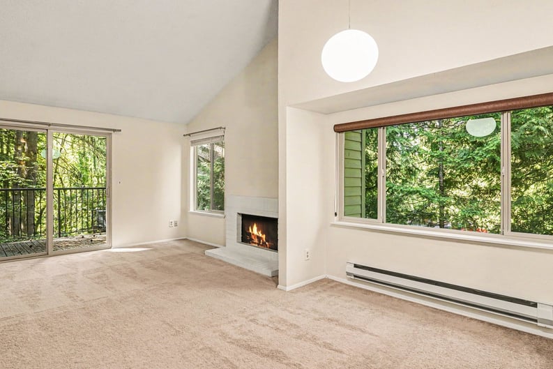 Property photo 3 of 8033 145th Ave NE
