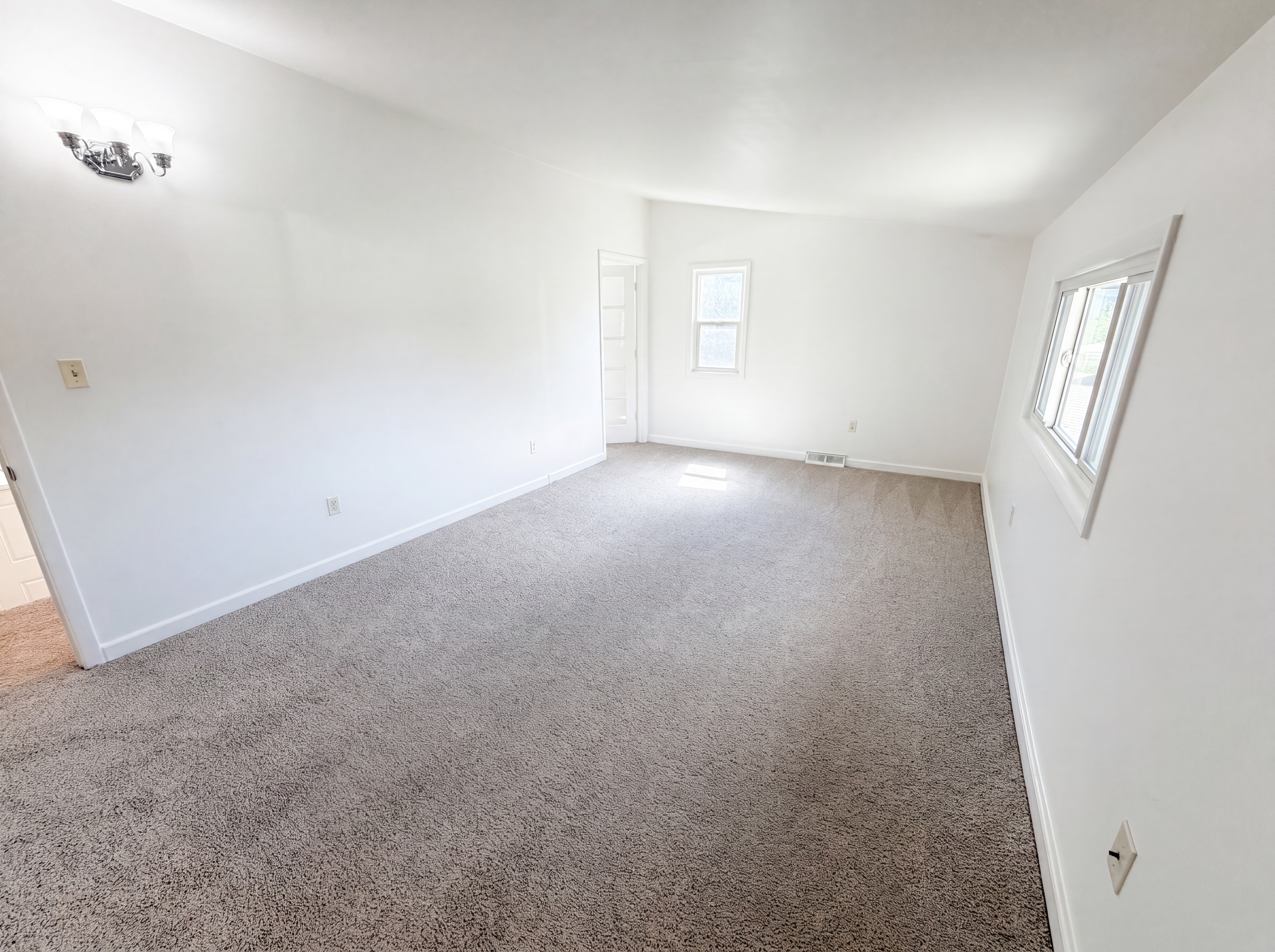 Photo 15 of 27 of 519 N Gilbert St, Castle Rock, CO