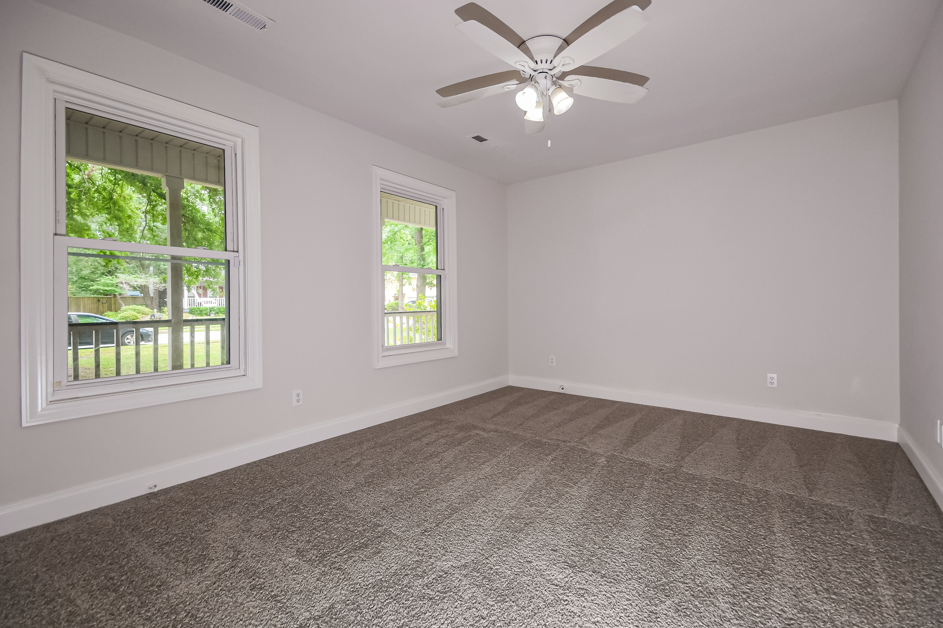 Photo 10 of 22 of 321 Eastover Cir, Summerville, SC