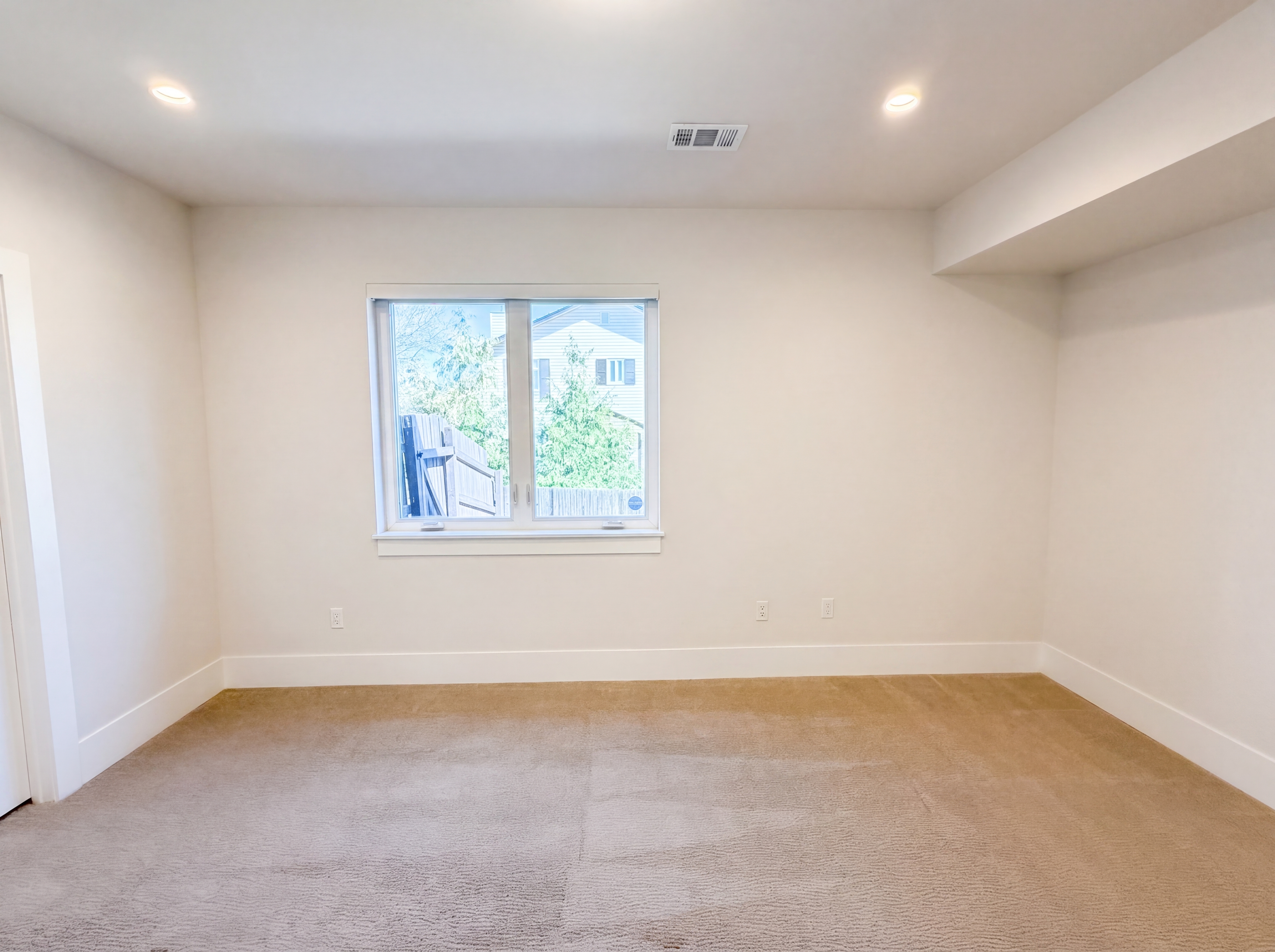 Photo 20 of 42 of 8804 S Brentwood St, Littleton, CO