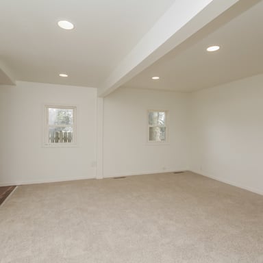 Property photo 3 of 1107 E Joliet St