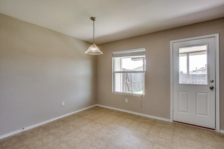 Photo 6 of 14 - 3003 Misty Way Dr, Wylie, TX 75098
